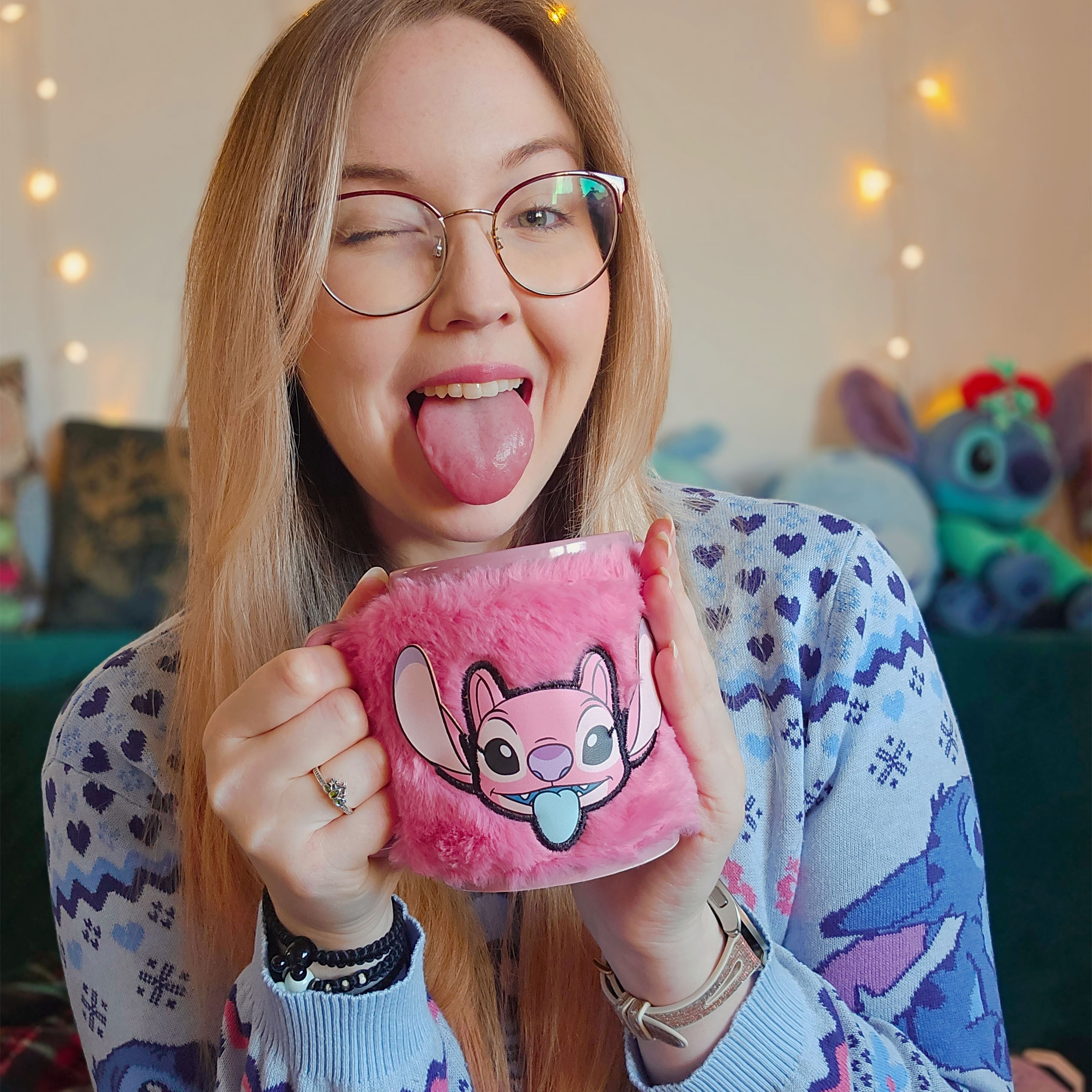 Lilo & Stitch - kubek Angel z pluszowym pokrowcem