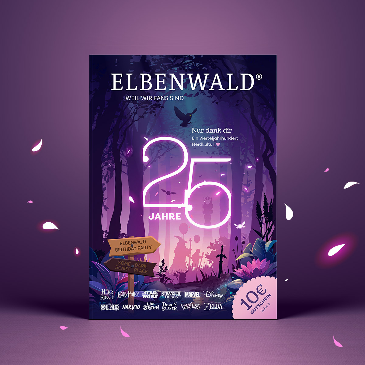 Mockup des Elbenwald Jubiläumskatalogs zum 25-jährigen Bestehen. Neonleuchtende „25 Jahre“-Schrift im märchenhaften Waldmotiv, mit Logos von Marken wie Harry Potter, Star Wars und Marvel. Hinweis auf 10 € Gutschein und Elbenwald Birthday Party.