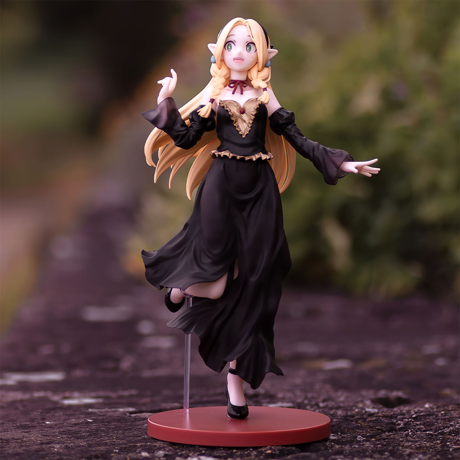 marcille black dress Posted @withregram  @jirehleecosplay bombastic dryad side eye  been posting a lot of my black dress because it's one of my favorite things i've ever made and i Please read the size chart carefully. Delicious in Dungeon Marcille Labyrinth