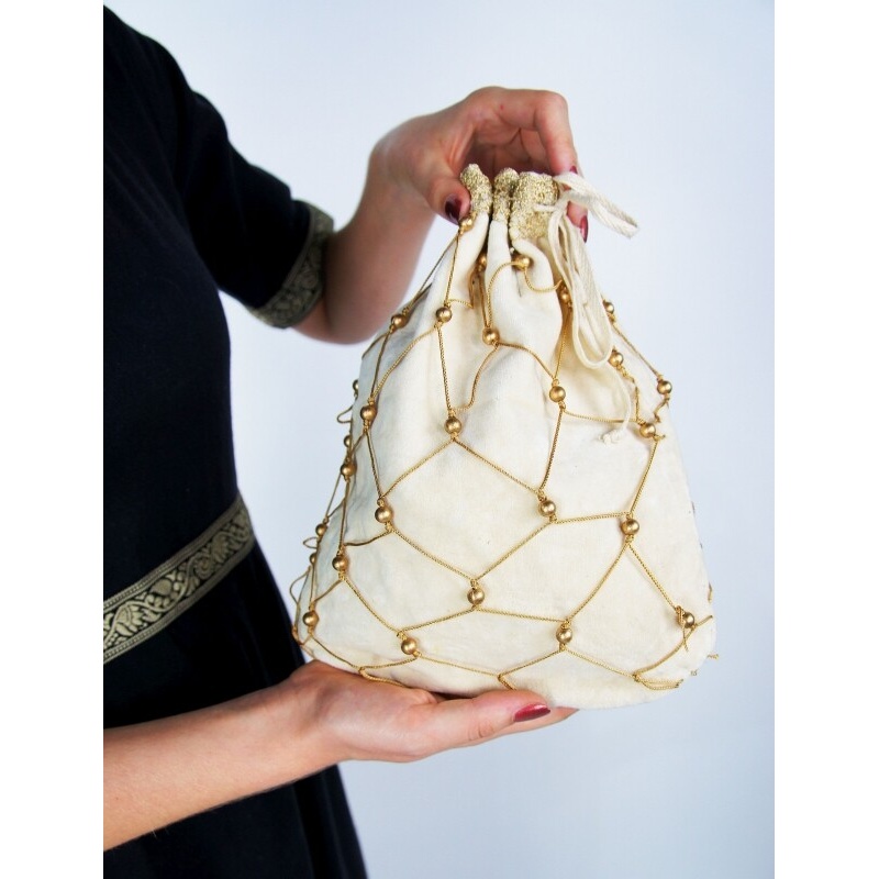 Medeltida sammetsbörs Relindis beige