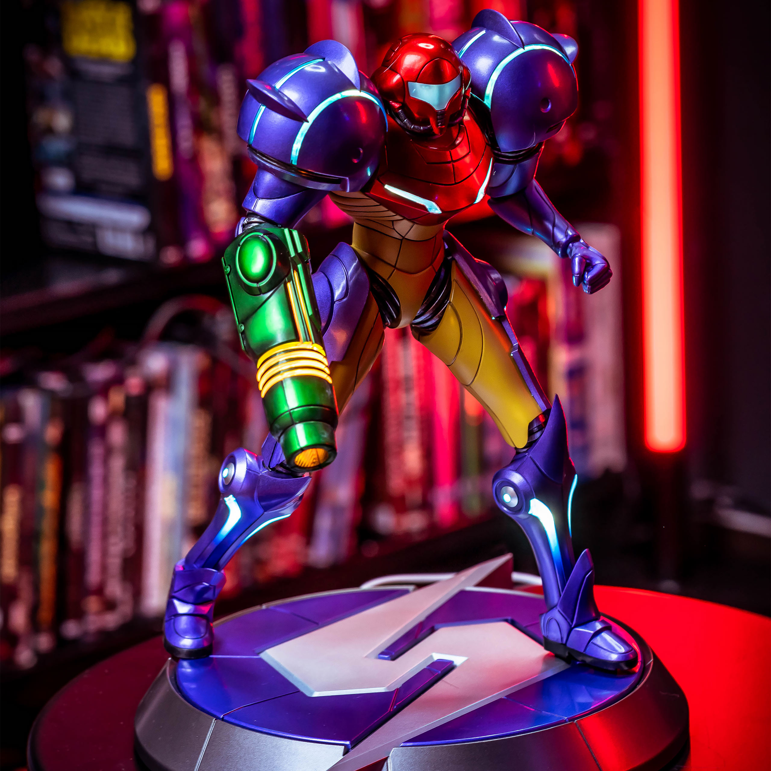 Metroid Prime PVC-staty Samus Gravity Suit Collectors Edition 25 cm