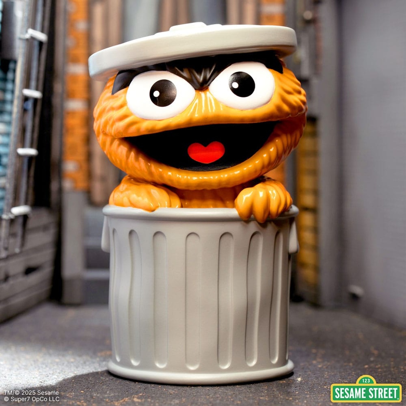 Sesame Street FUN! FUN! Soft Vinyl Figure Oscar the Grouch (Orange) 13 cm