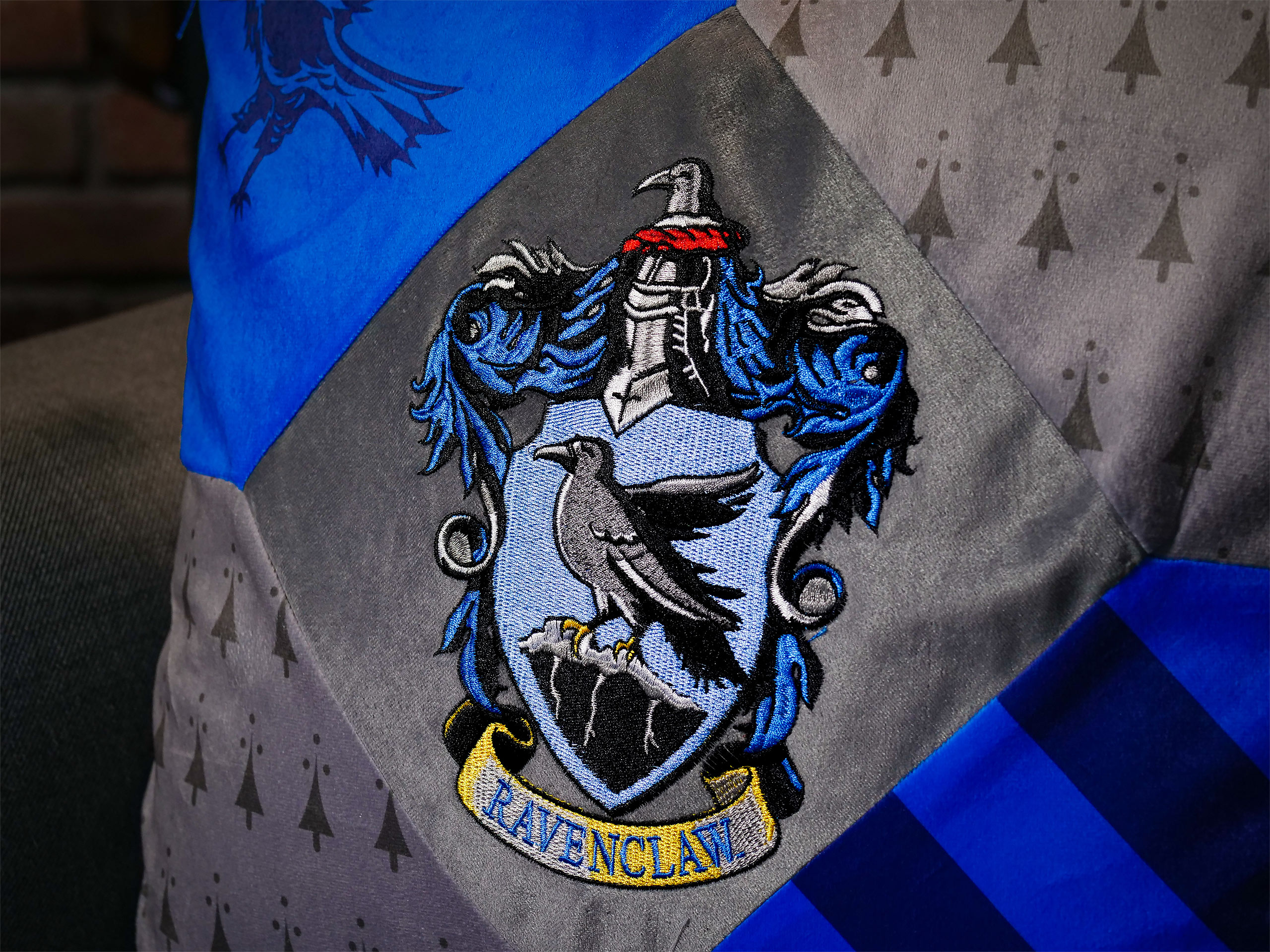 Harry Potter - Ravenclaw Deluxe Cushion with Tassels