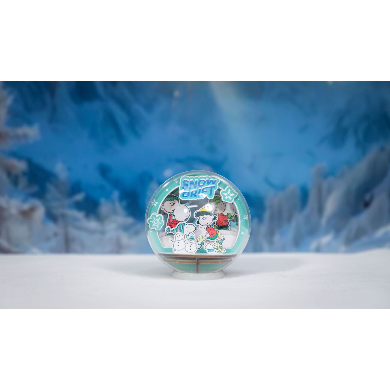 Peanuts Puremind Model Kit Wooden Theater Globe Snow Drift