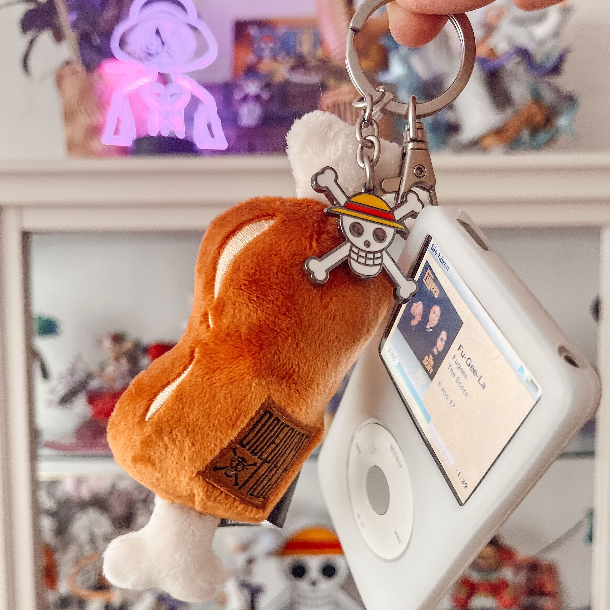 One Piece - Meat On A Bone Plush Keychain