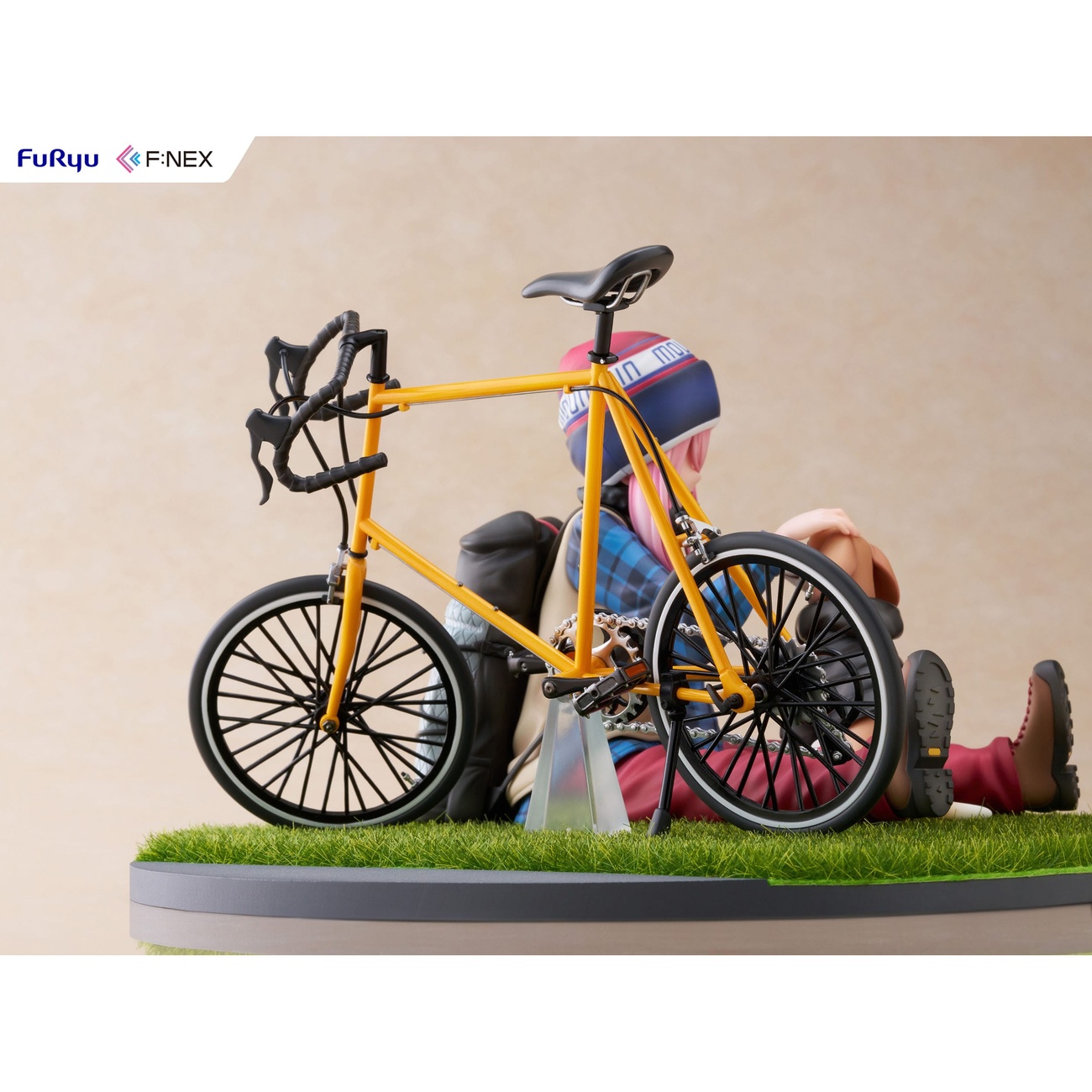 Laid Back Camp F:NEX PVC Beeld 1/7 Nadeshiko Kagamihara 13 cm