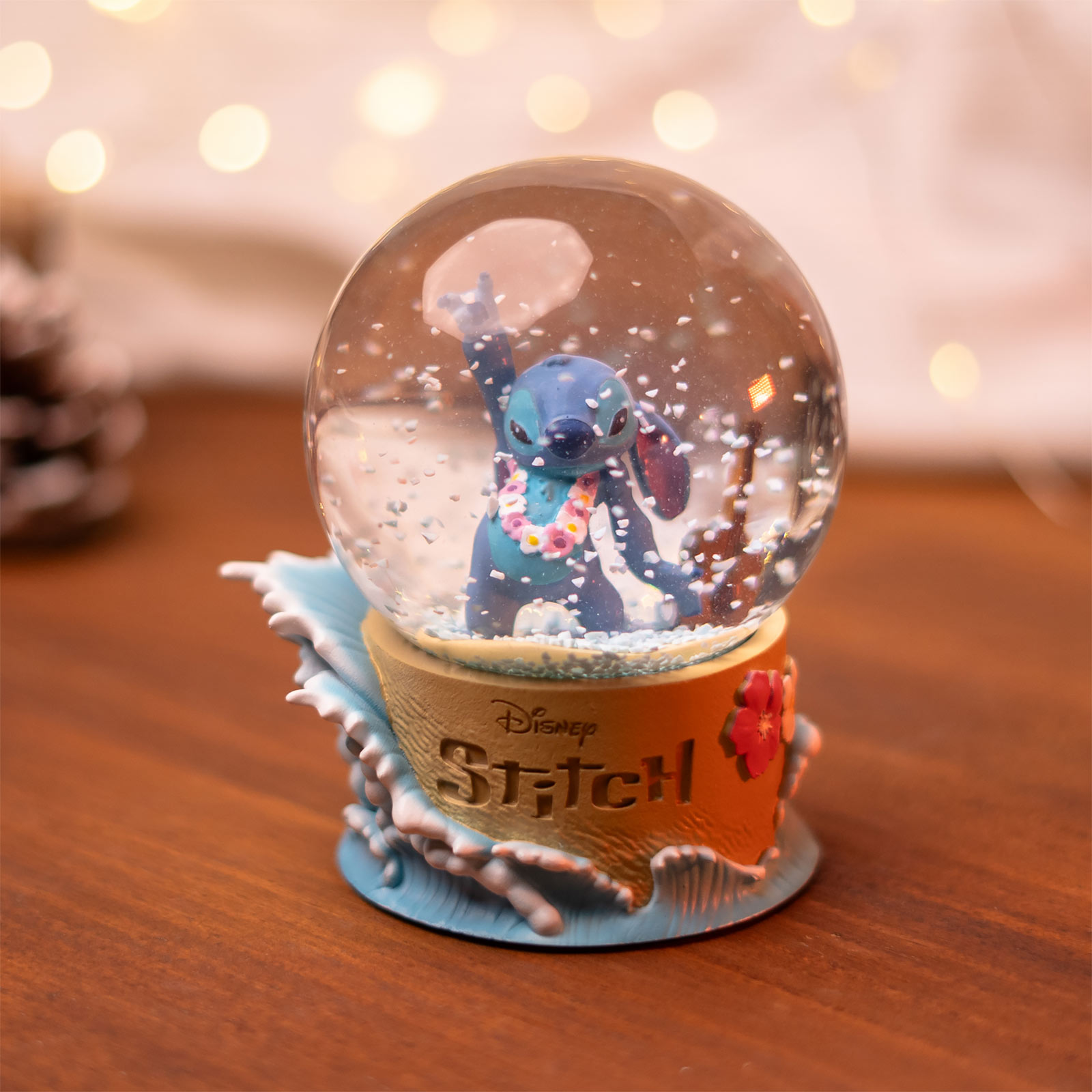 Stitch with Ukulele Snow Globe - Lilo & Stitch