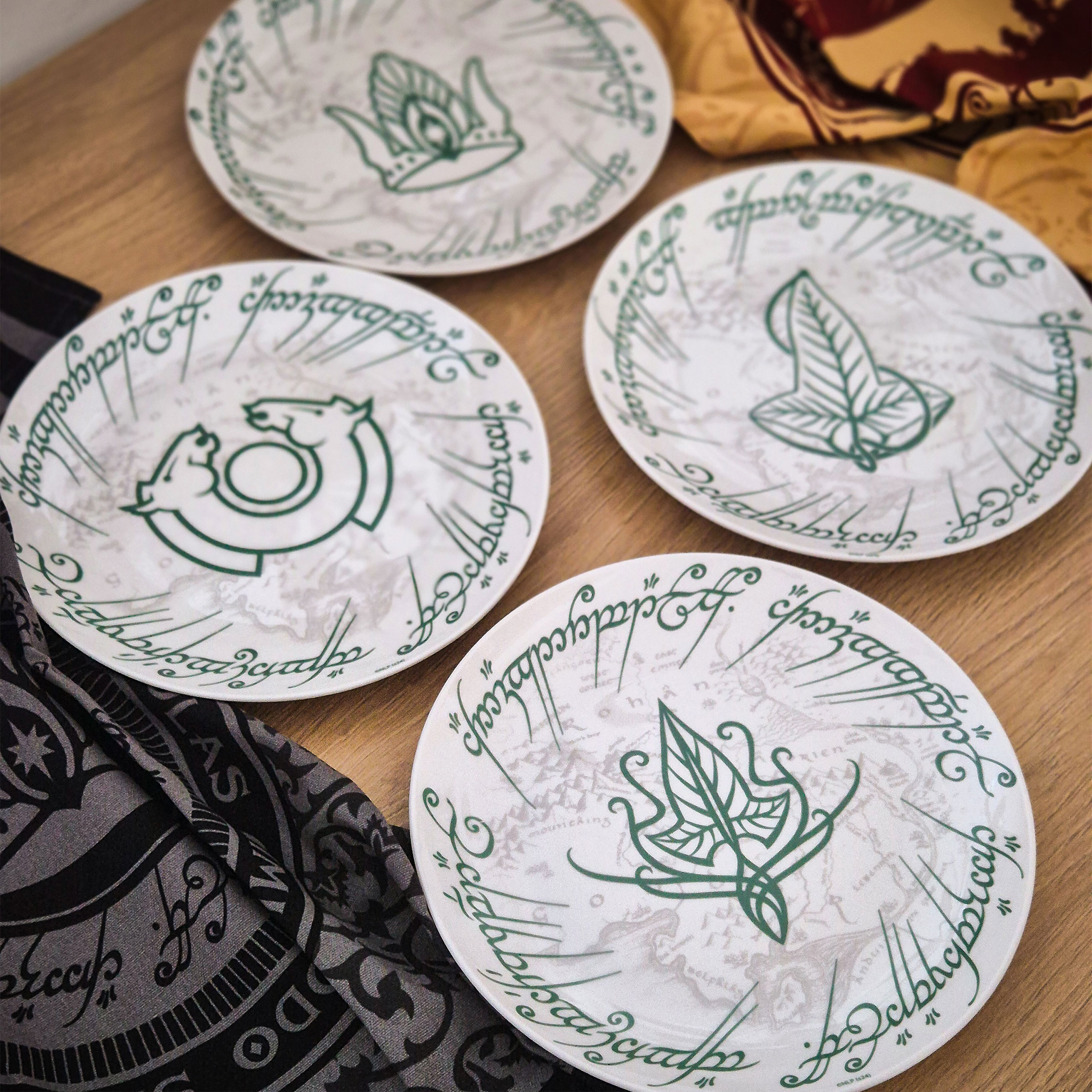 The Lord of the Rings - Symbols Plate Set