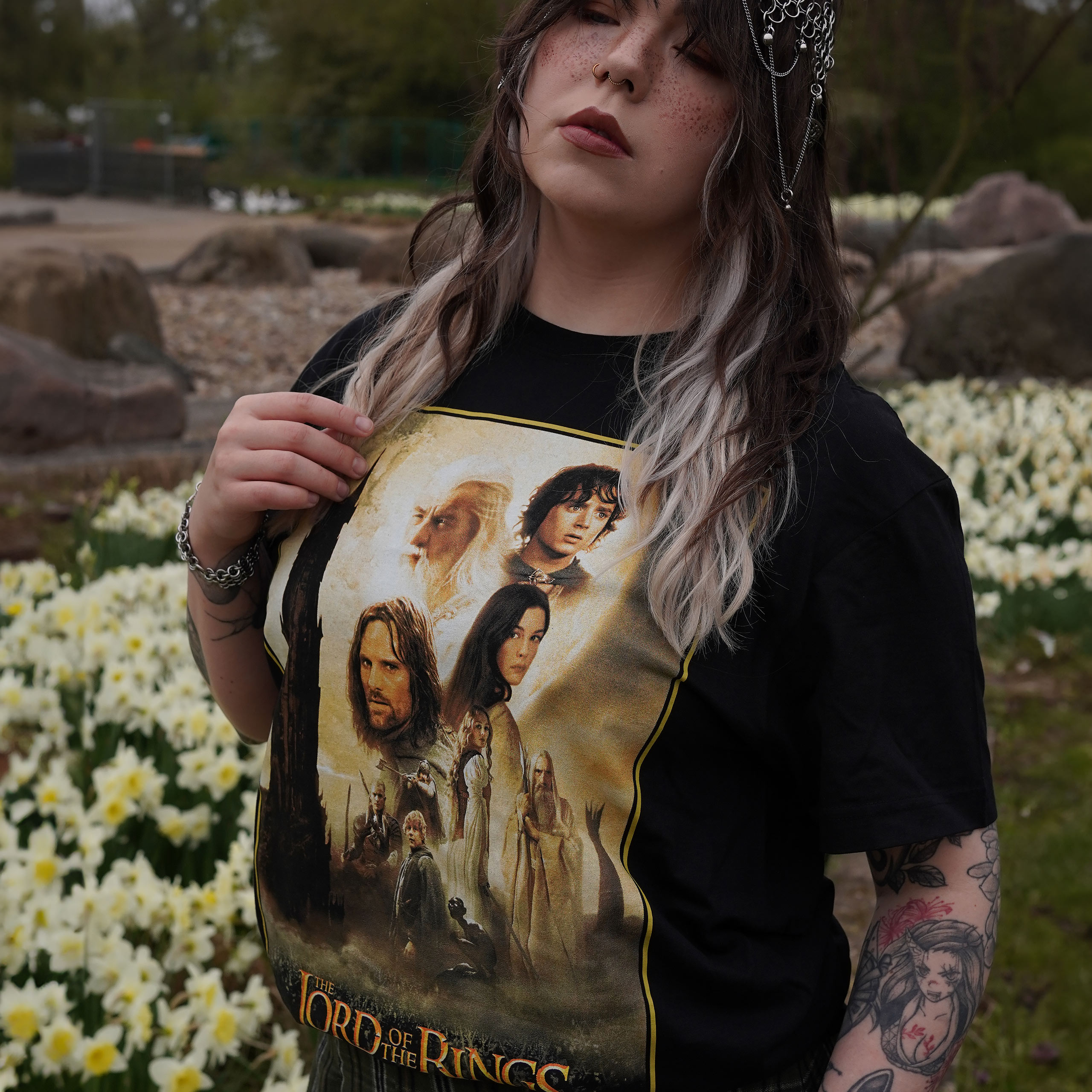 De två tornen Poster T-shirt - Sagan om Ringen