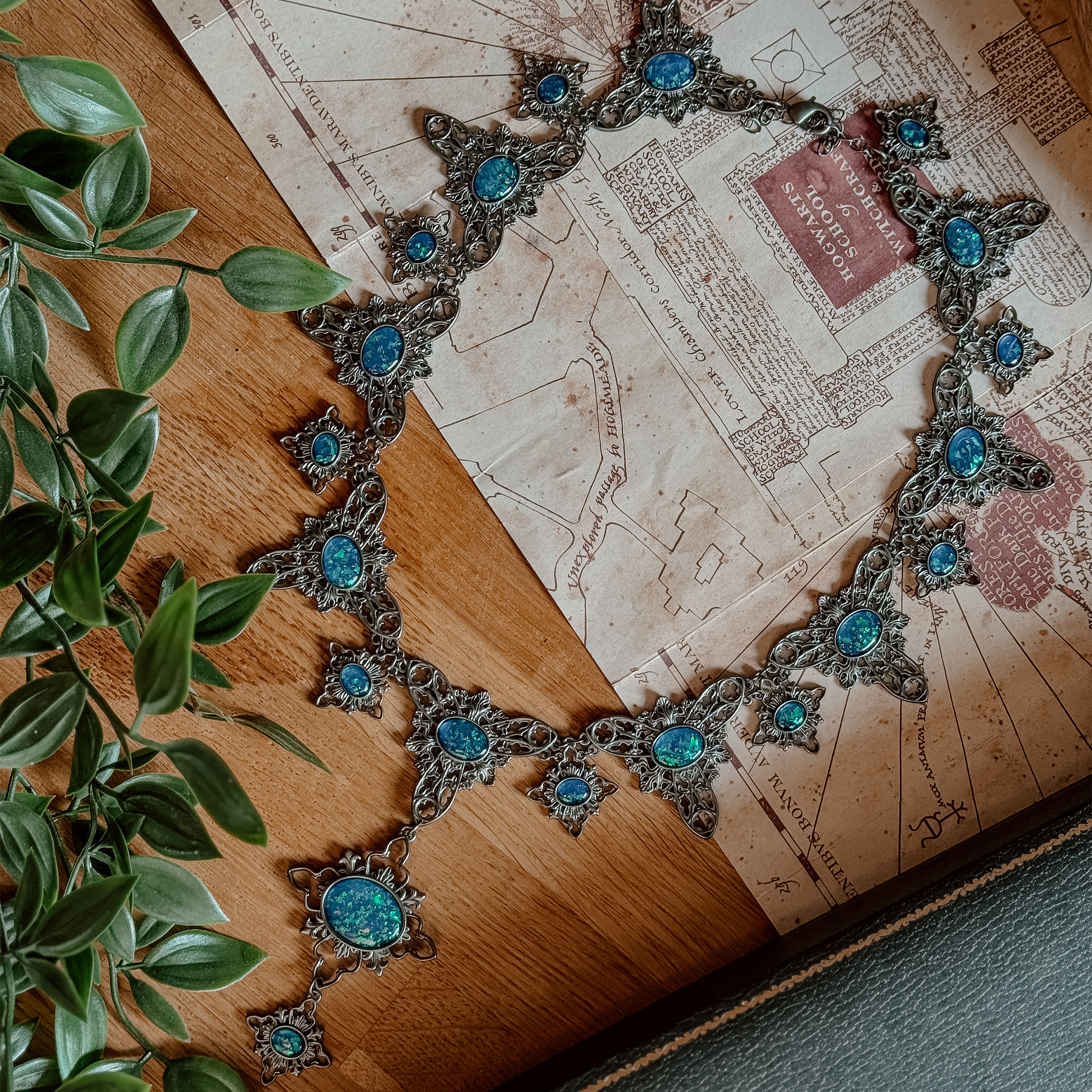 Harry Potter - Réplique du collier d’opale maudit