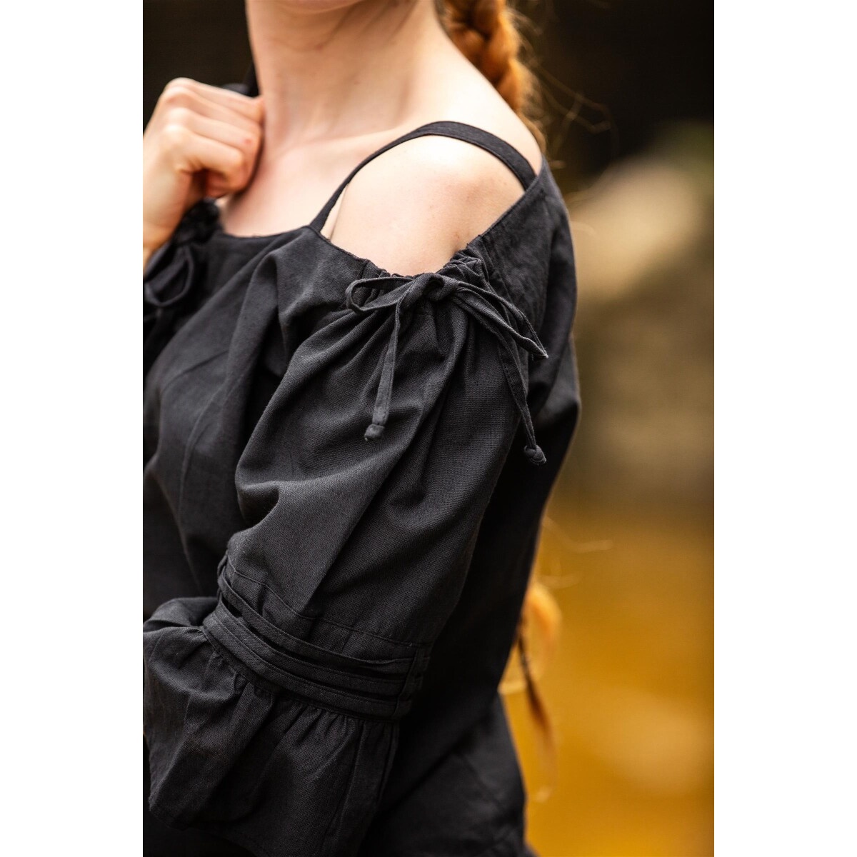 Średniowieczna bluzka na ramiączkach Prina czarna