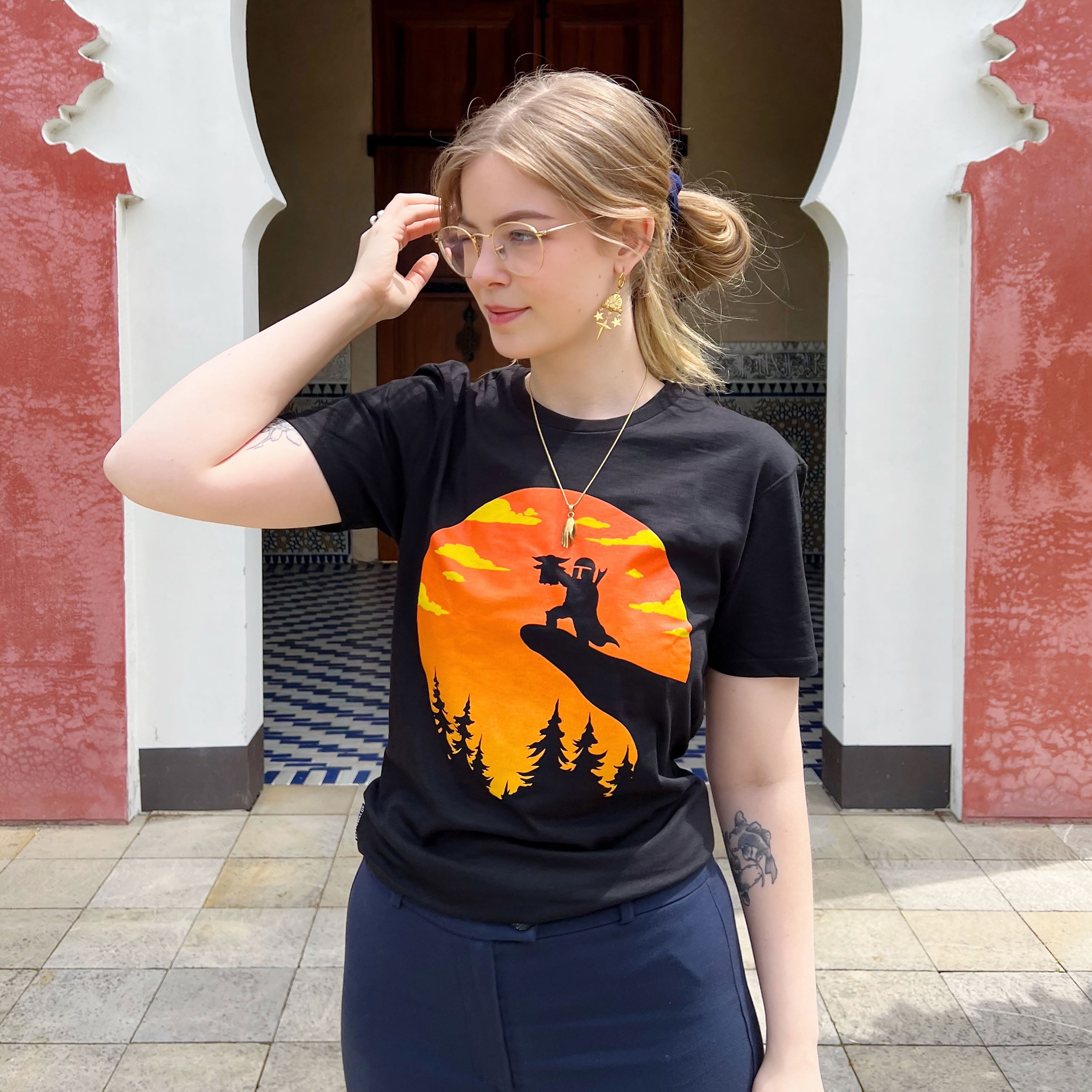 Circle of Life T-Shirt für Mandalorian Fans schwarz