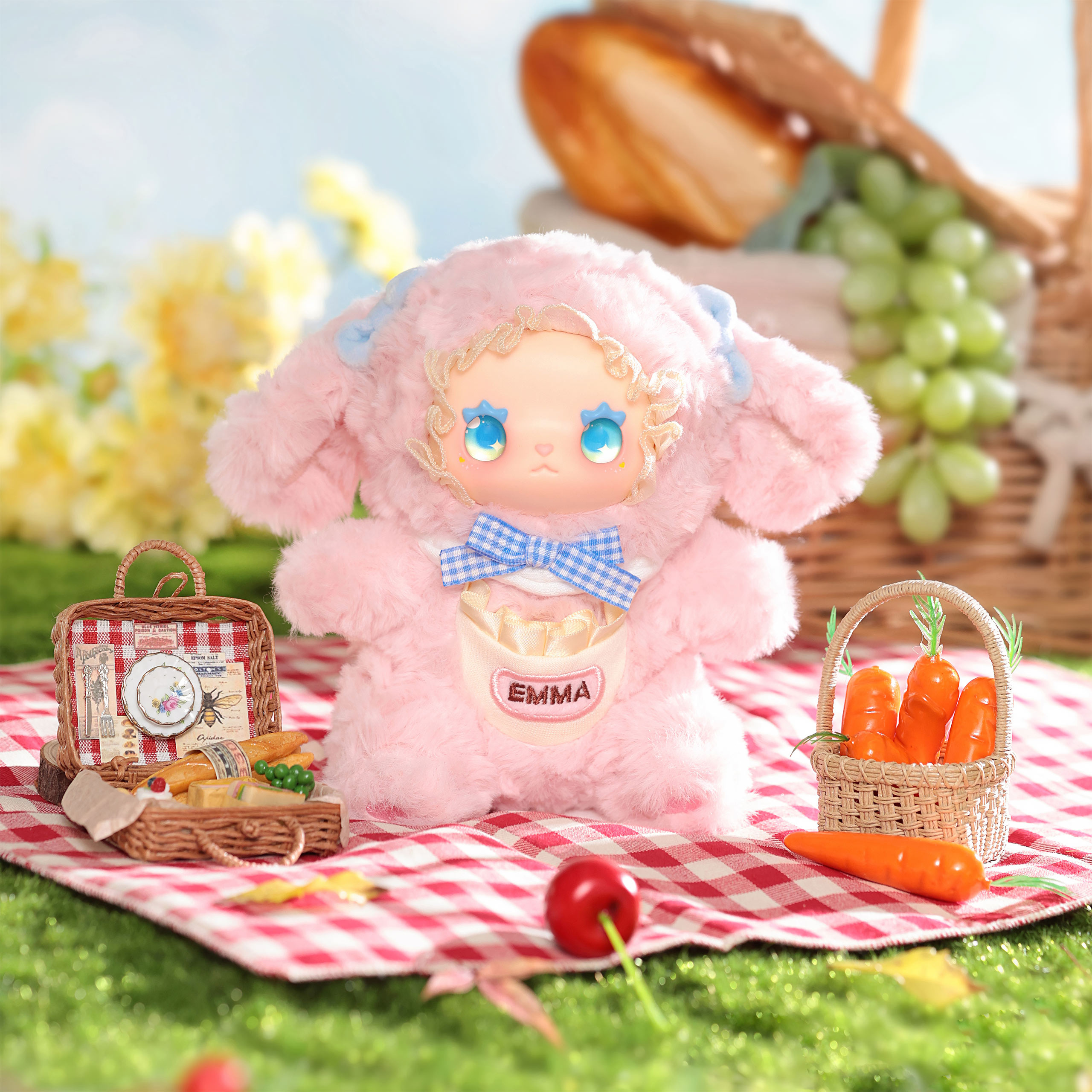 Lovely Emma - Pocket Zoo Mystery Plush Figure