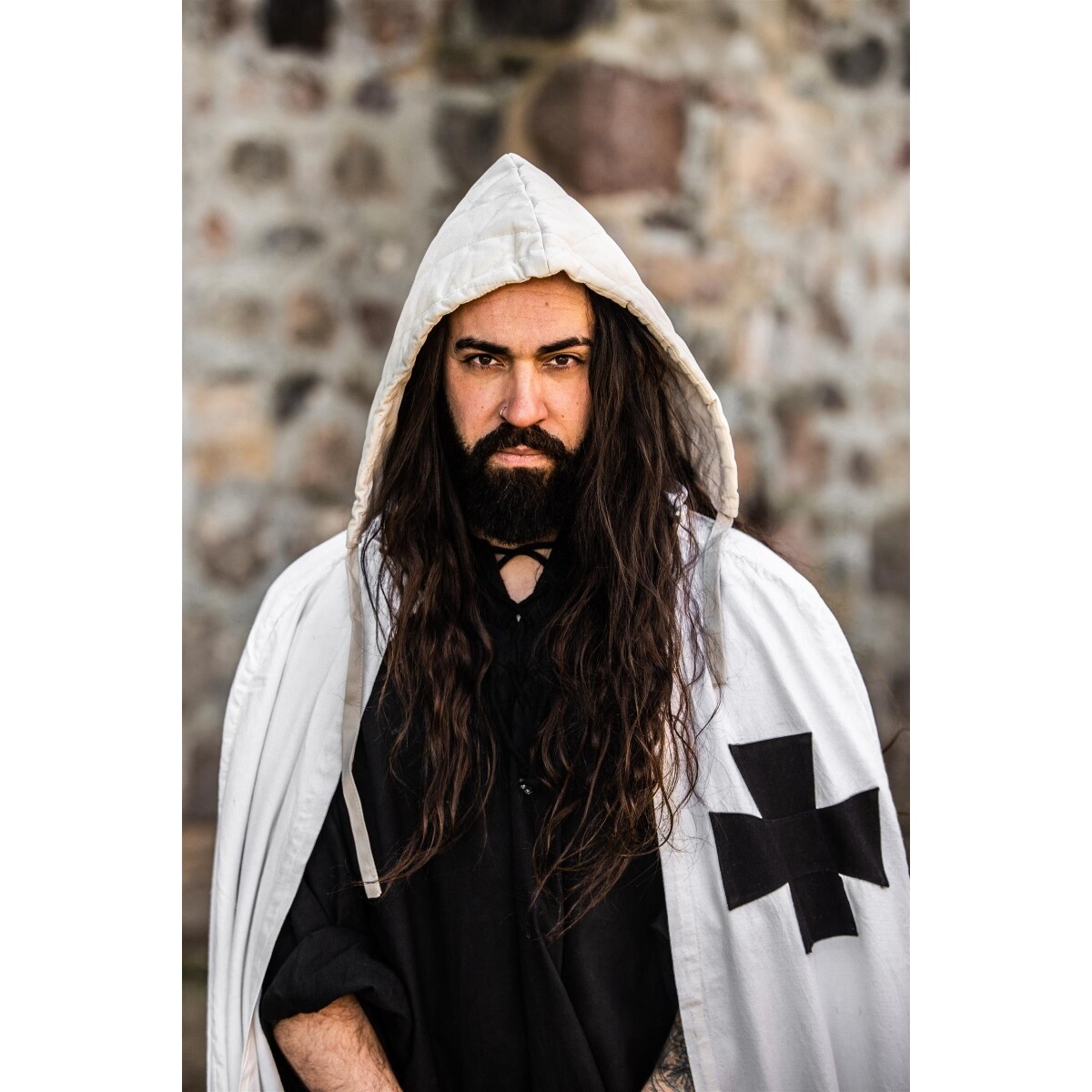Capa medieval de los Caballeros Templarios Baldwin blanco-negro