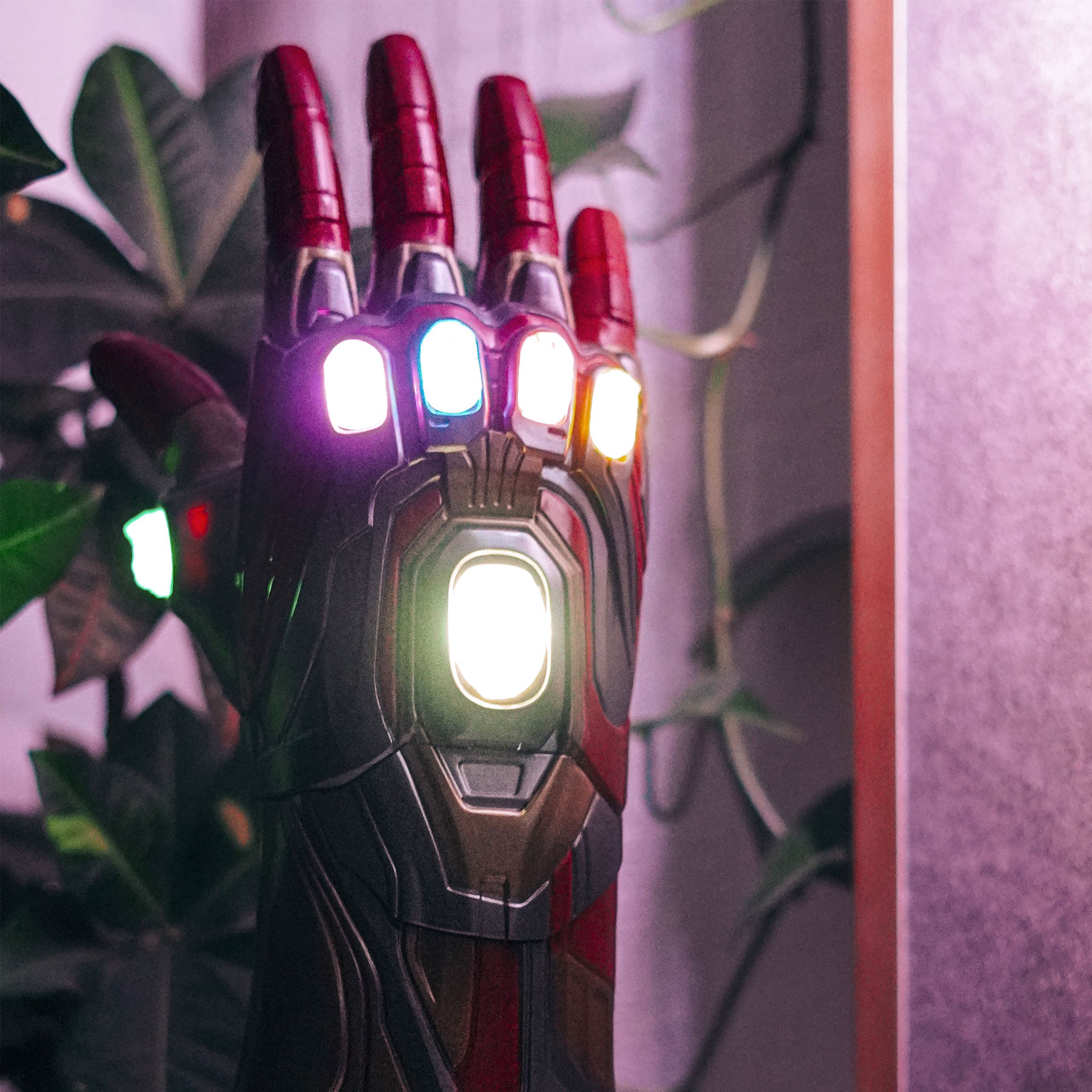 Avengers - Iron Man Gauntlet met licht en geluid