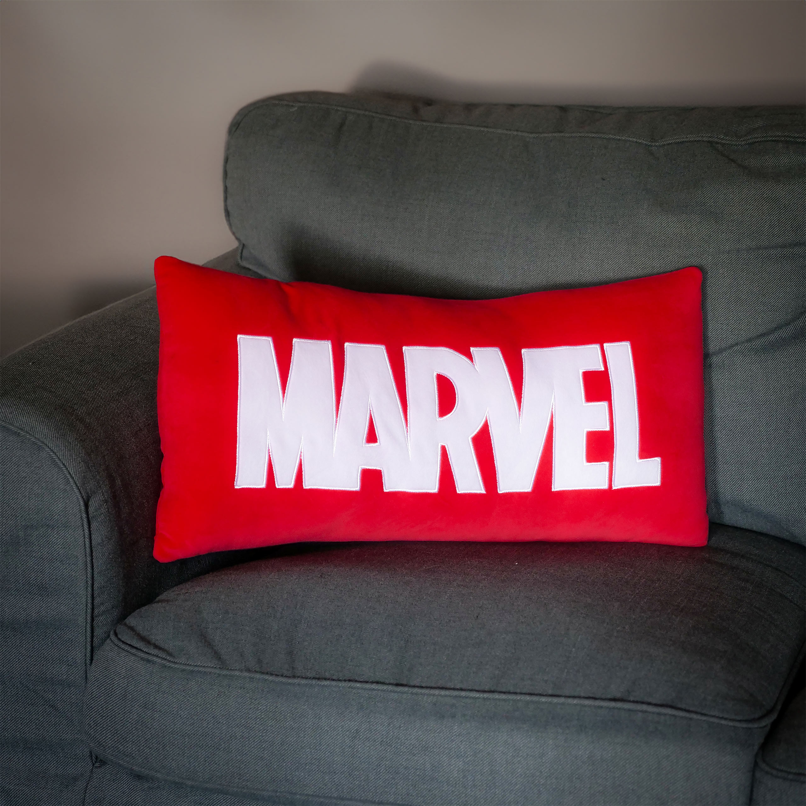 Marvel - Almohada Logo rojo