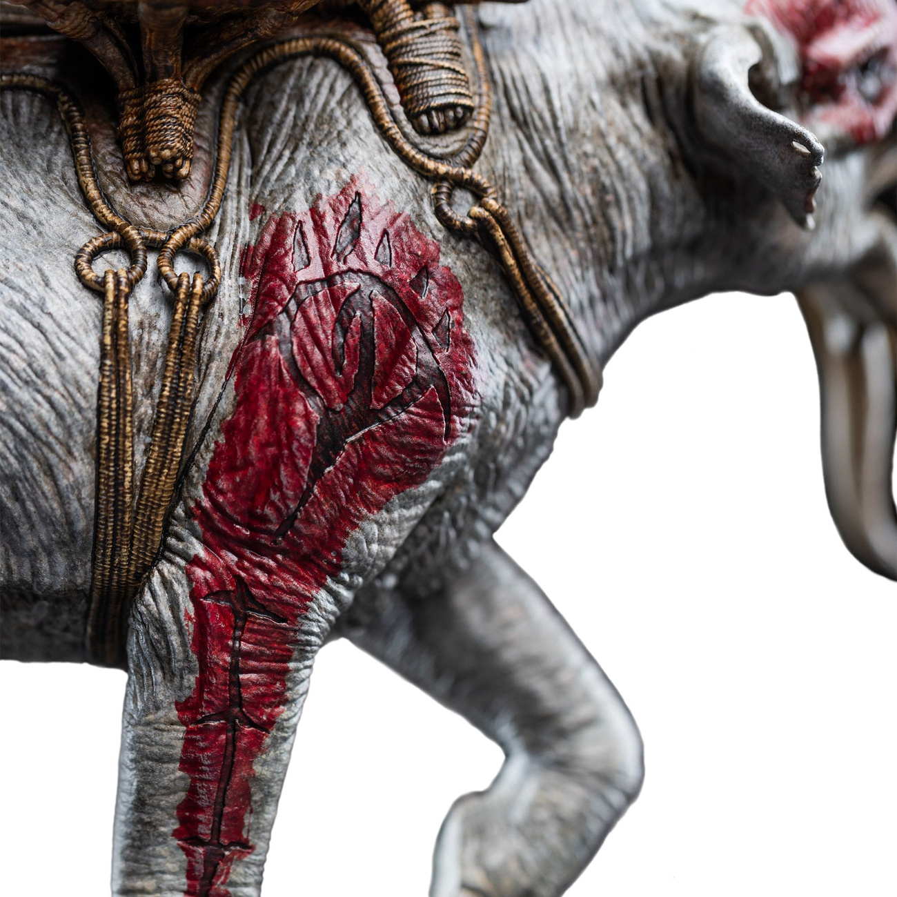 In de Ban van de Ring Mini Beeld Mumak in Gevecht 17 cm