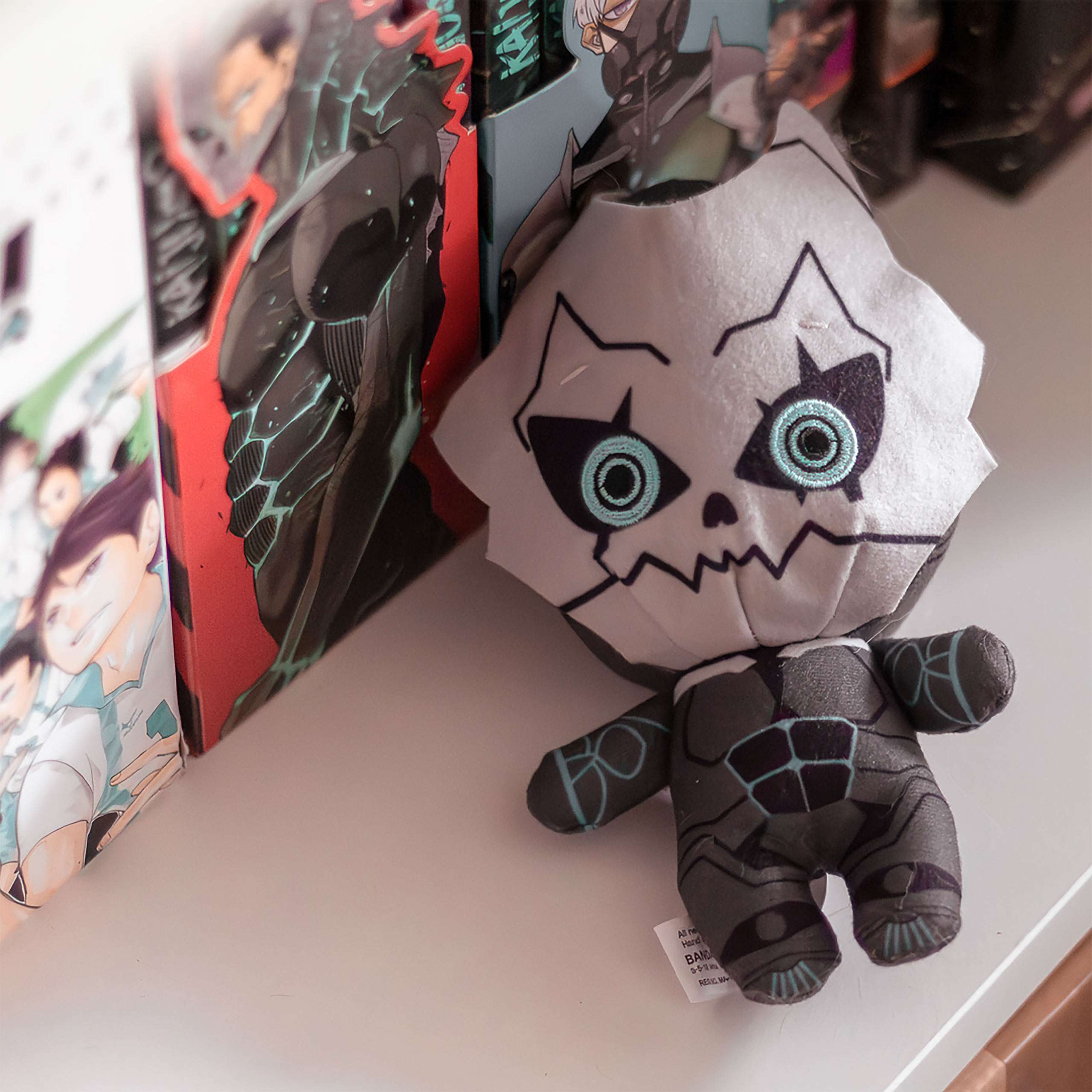 Kaiju No. 8 - Tomonui Llavero de peluche sorpresa Serie 1