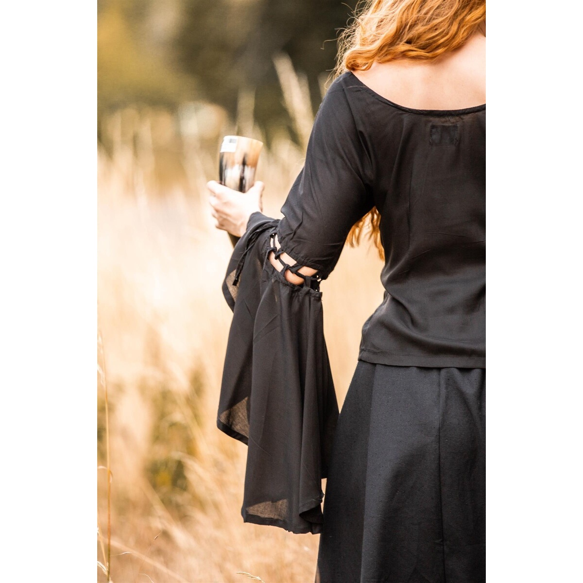 Medeltida blus Carmen svart