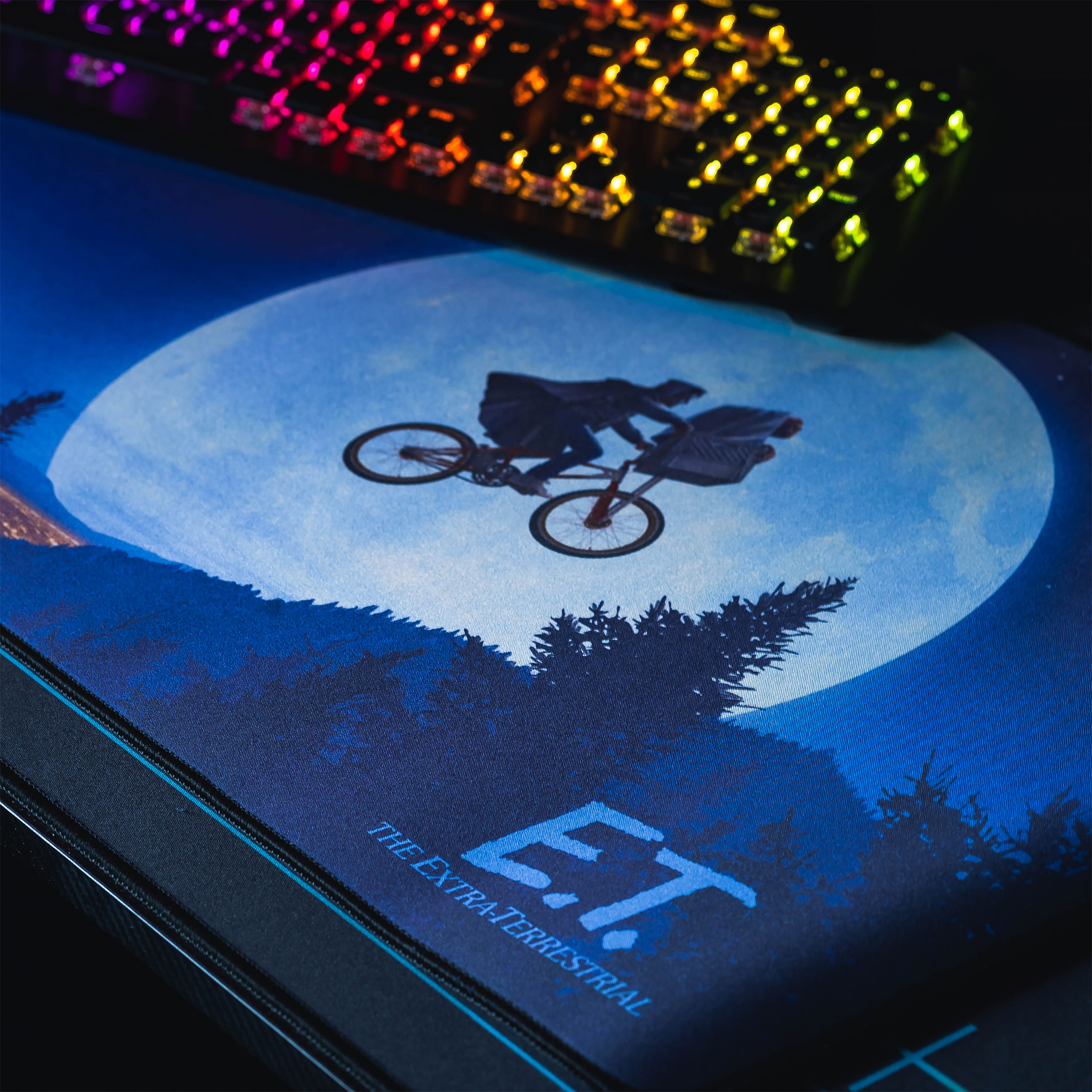 E.T. - Moon Mousepad