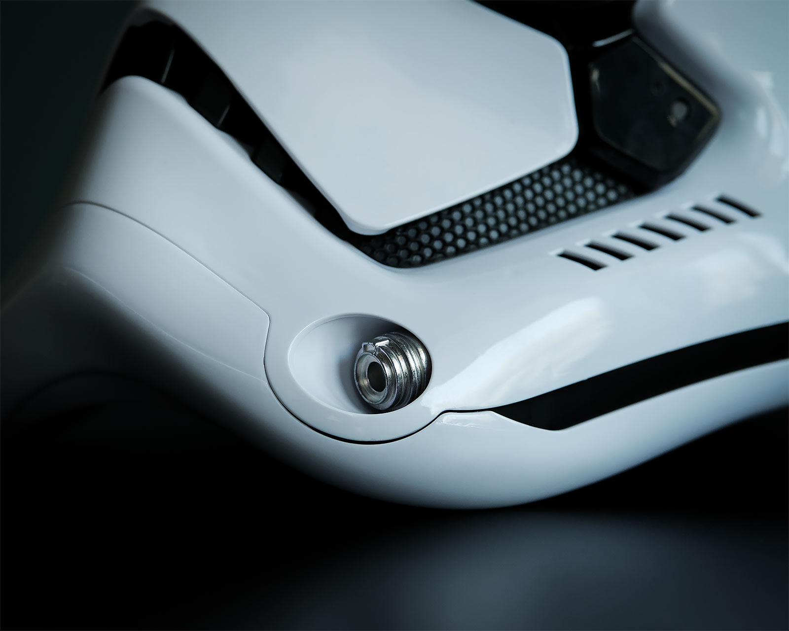 First Order Stormtrooper Helm Replik mit Stimmenverzerrer - Star Wars