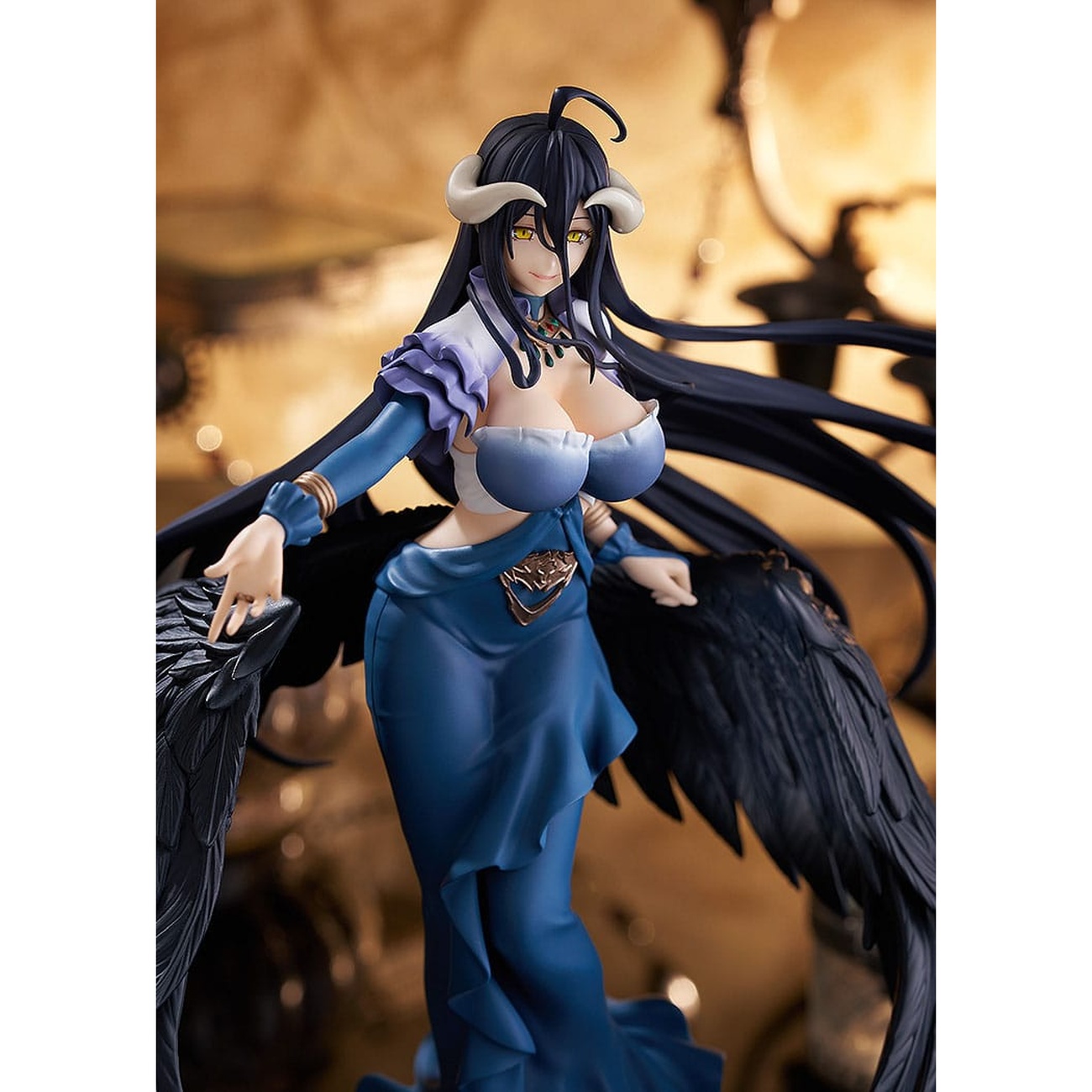 Overlord – Albedo Figure Jet Black Dress Version