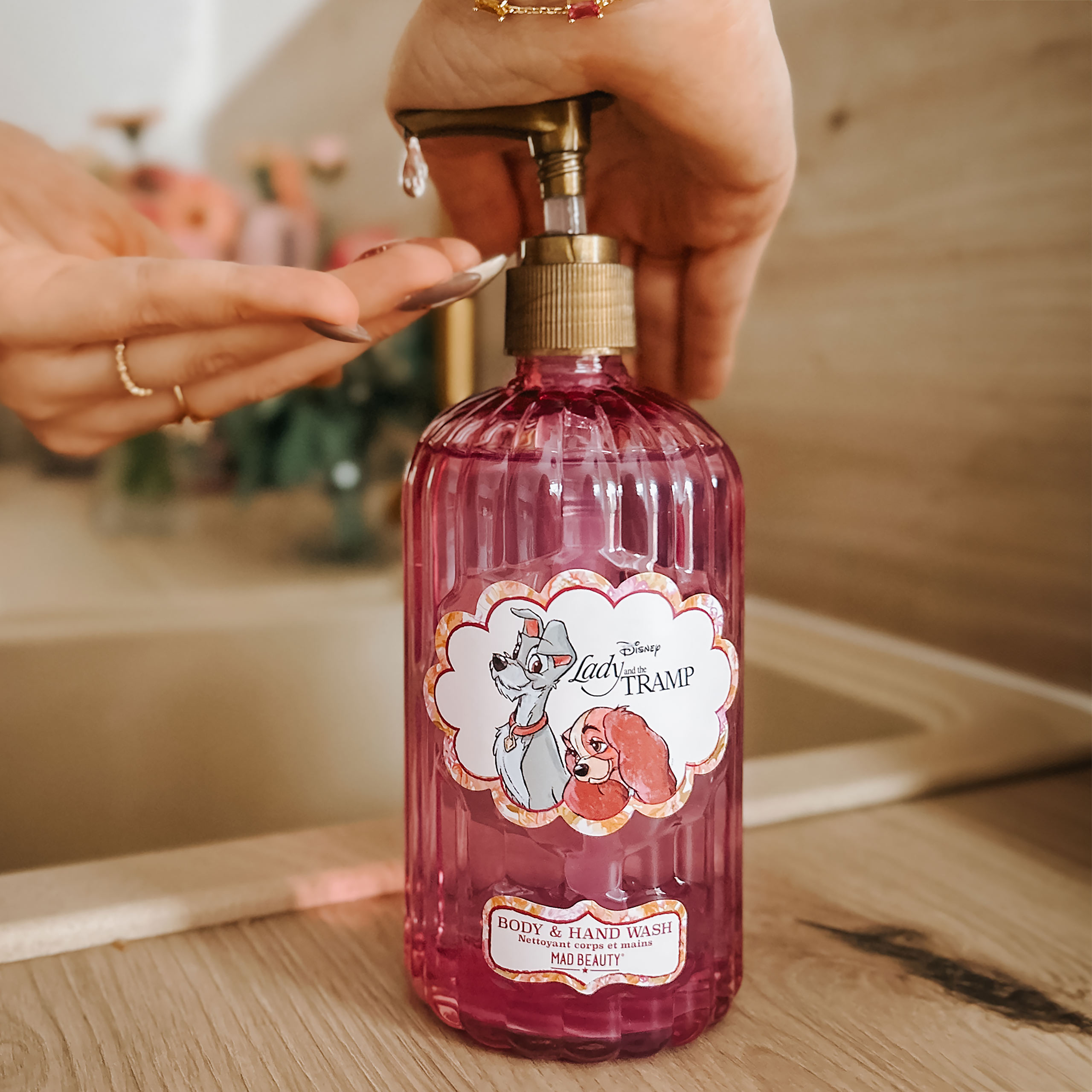 La Belle et le Clochard - Distributeur de savon avec gel lavant