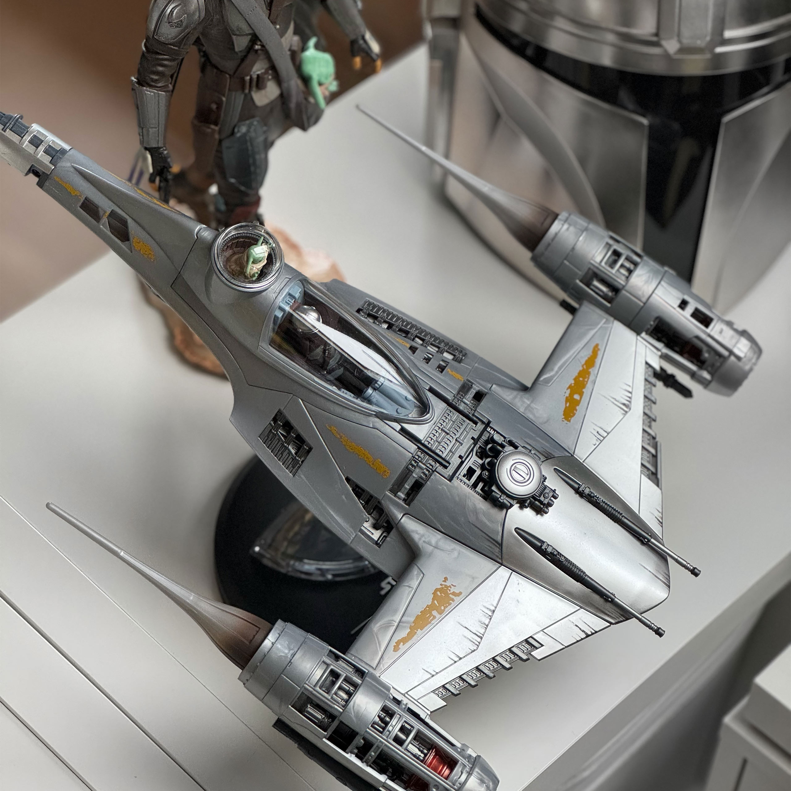 Mandalorian's N-1 Starfighter Vintage Collection - Star Wars The Mandalorian