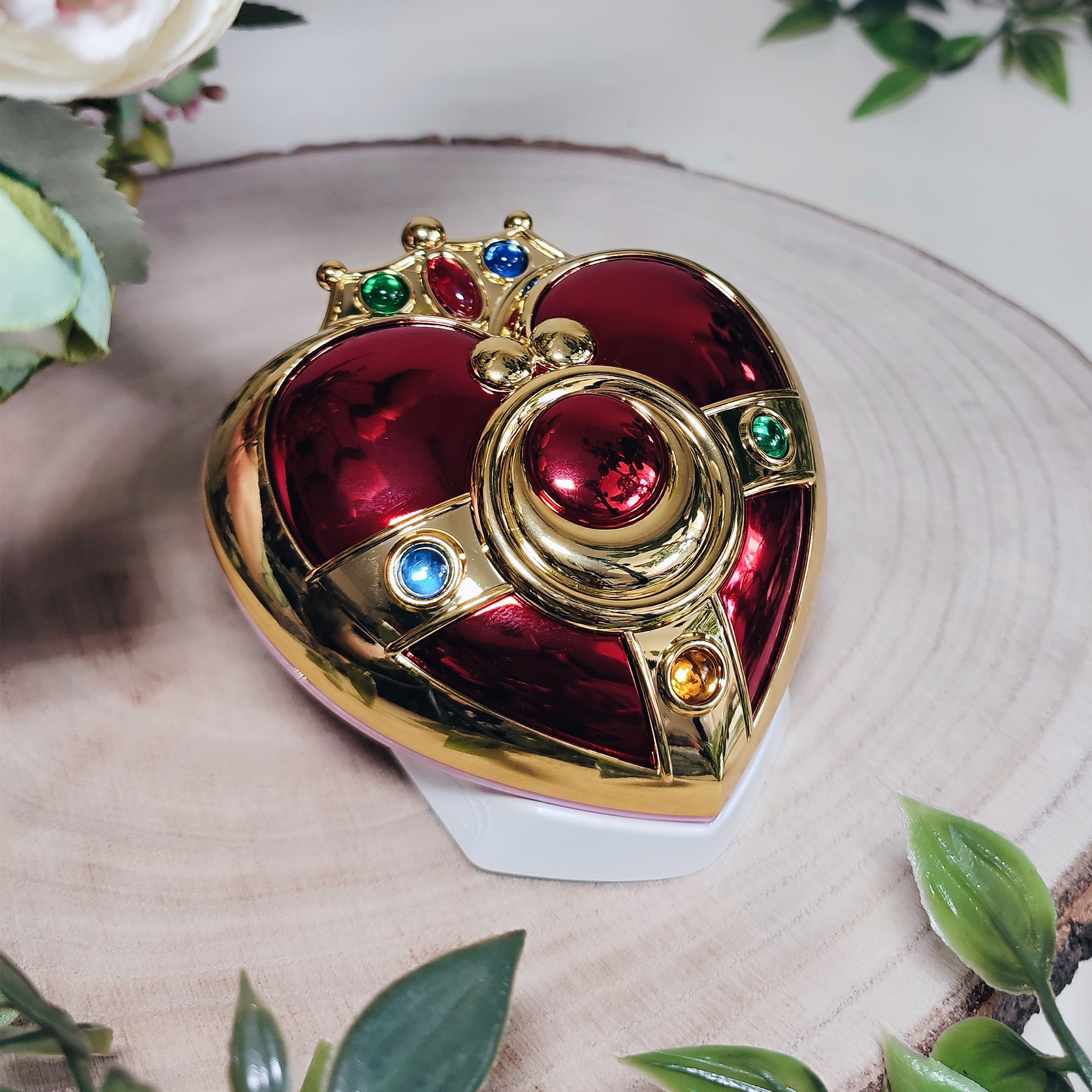 Sailor Moon - Cosmic Heart Compact Brooch Replica