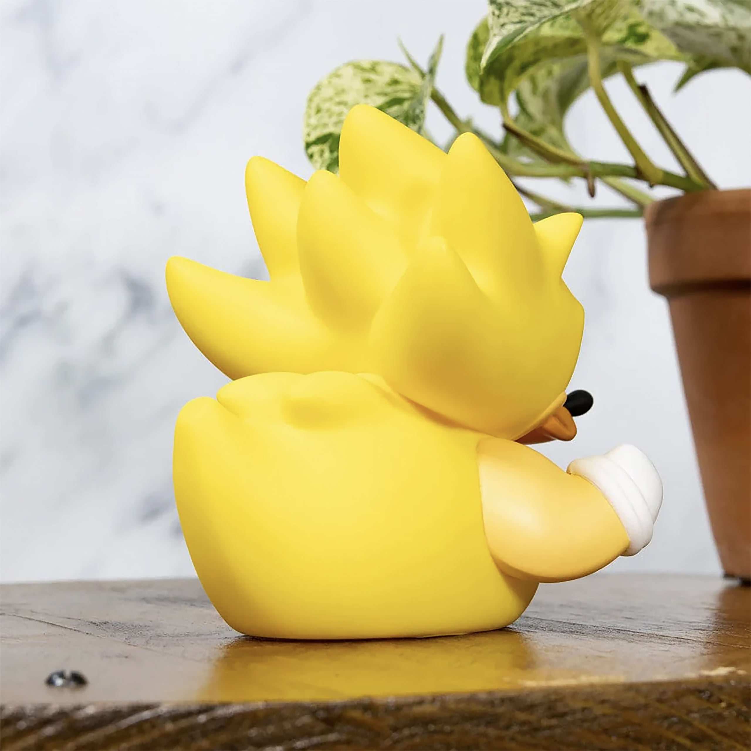 Sonic the Hedgehog – Canard déco Super Sonic TUBBZ