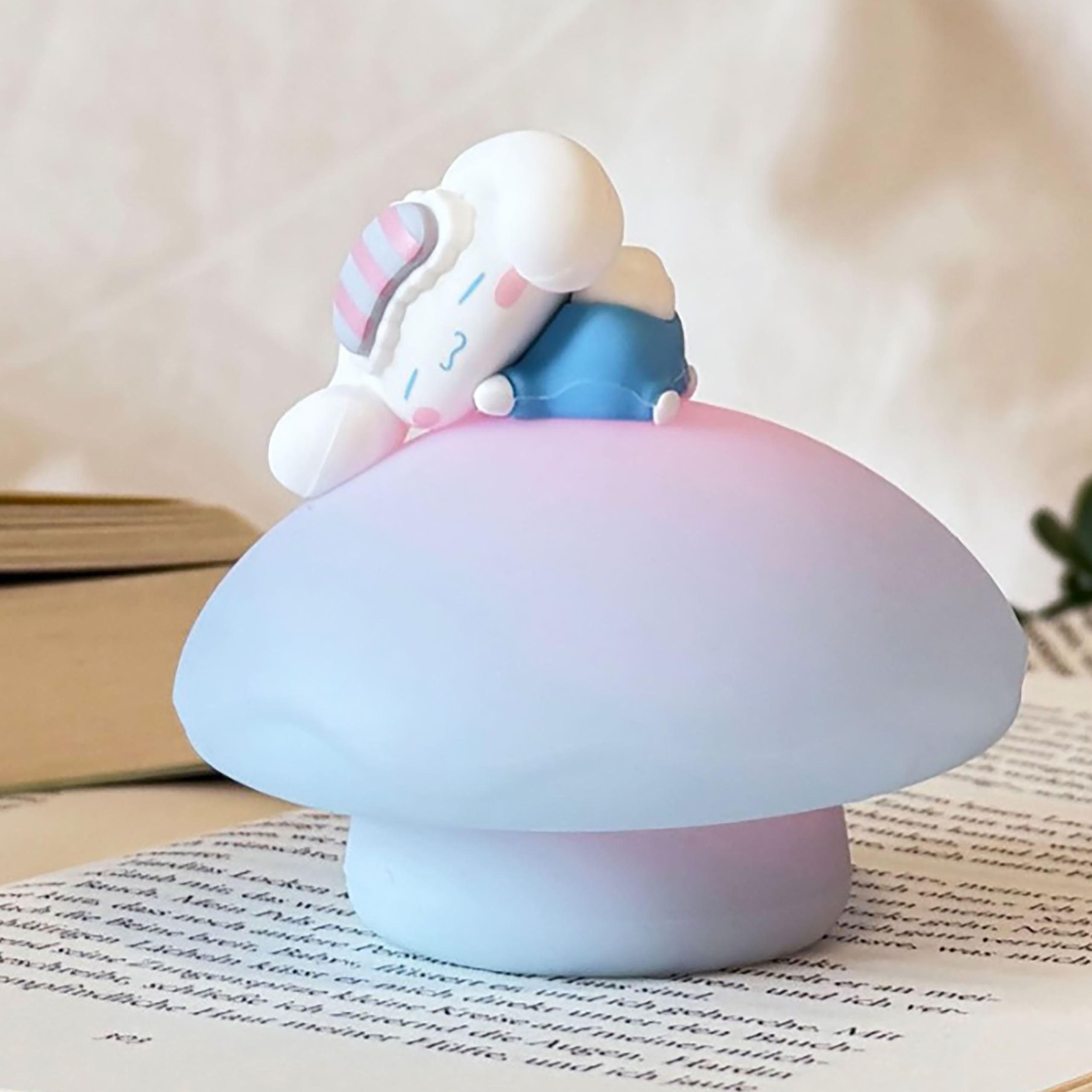 Hello Kitty and Friends - YuMe Little Mushroom Nachtlicht Mystery Figur