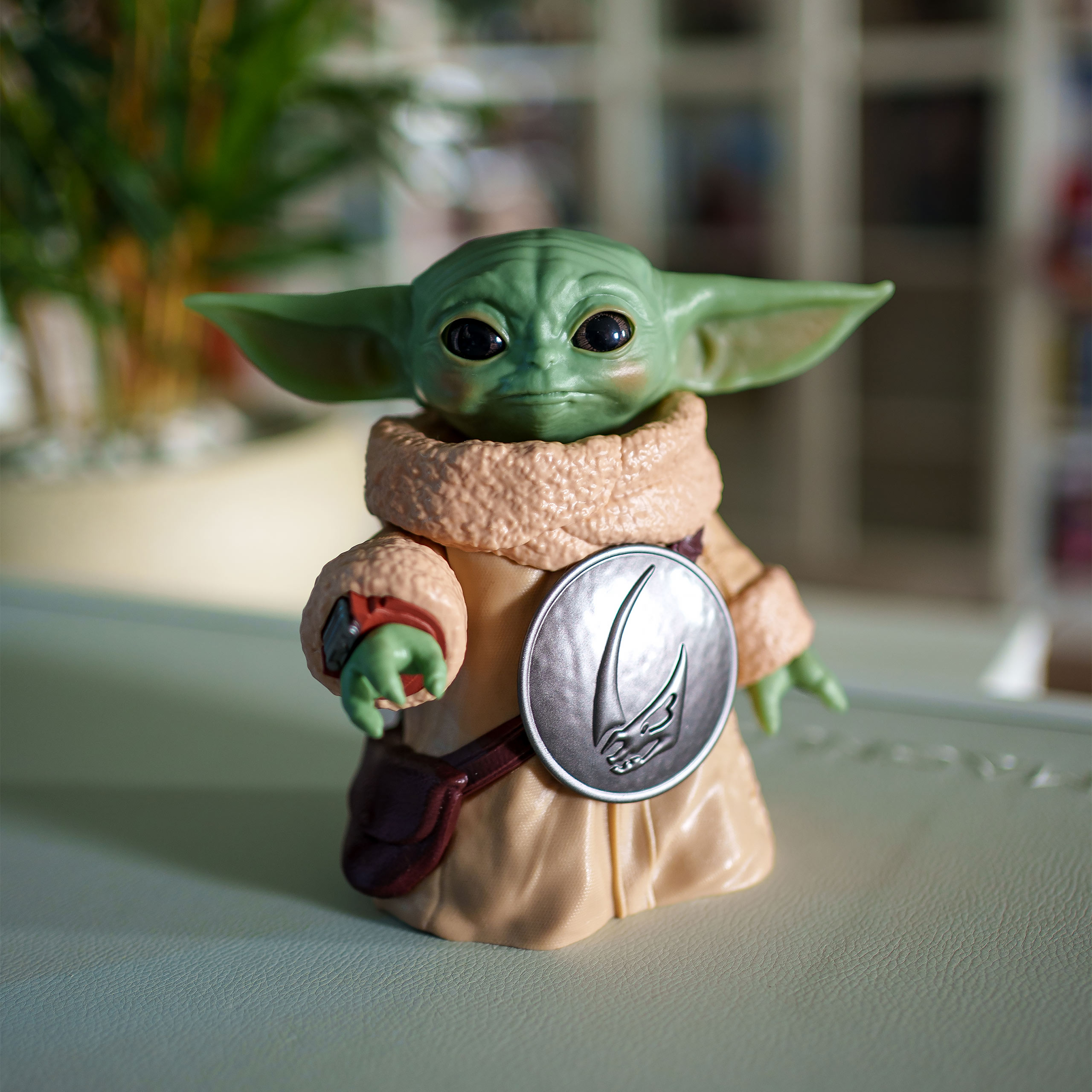 Grogu Action Figure - Star Wars The Mandalorian | Elbenwald