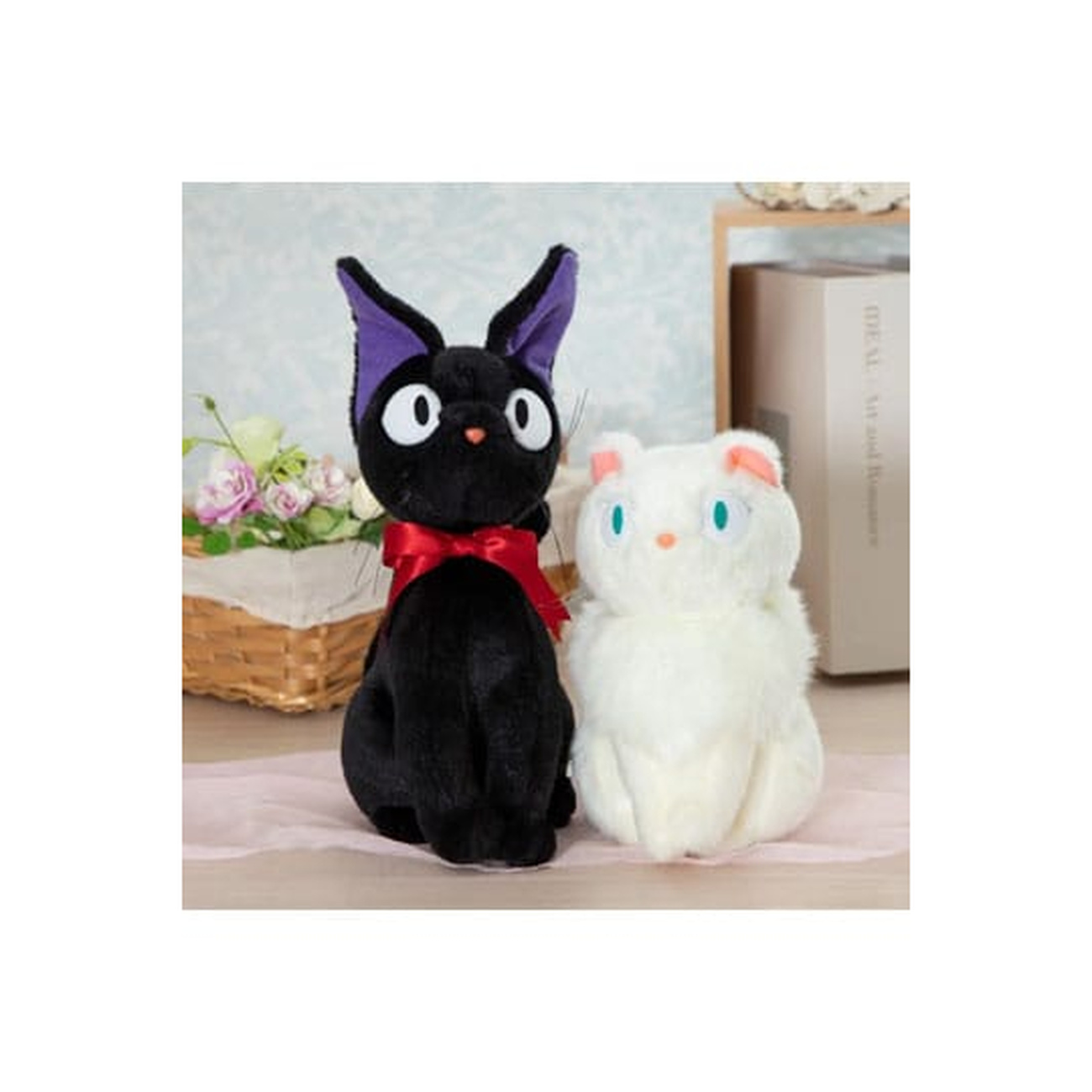 Kikis kleiner Lieferservice Plüschfigur Jiji Sitting M 32 cm
