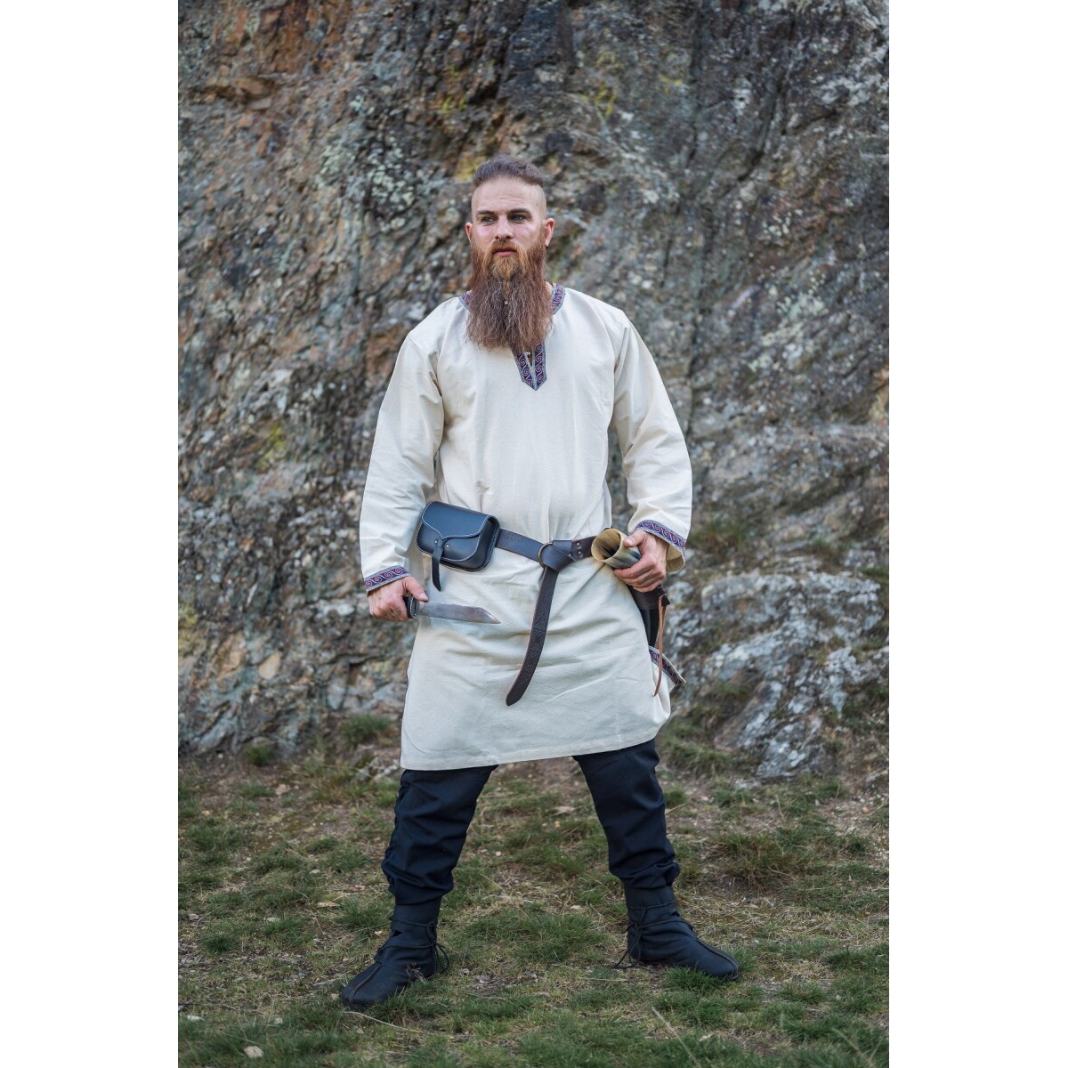 Tunique médiévale avec bordure Halvor beige