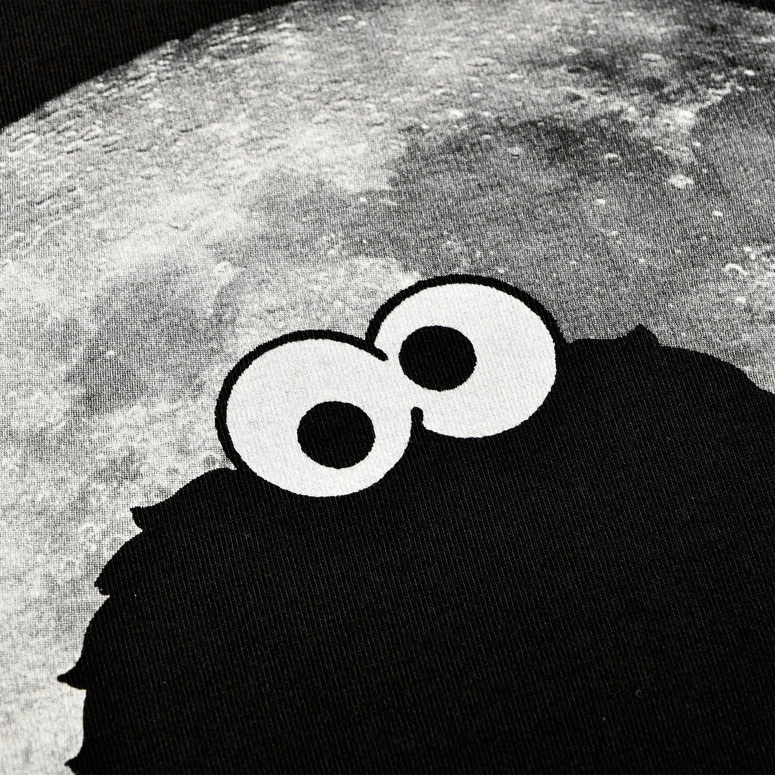 Sesamstraat - Cookie Monster Moonnight T-shirt zwart