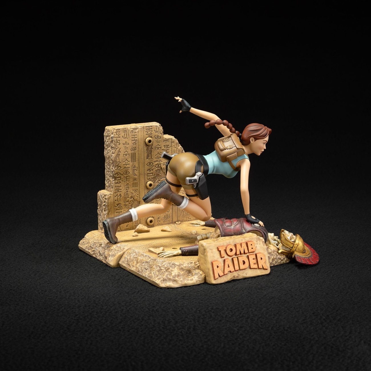 Tomb Raider 1996 PVC-standbeeld Lara Croft Classic Era 17 cm
