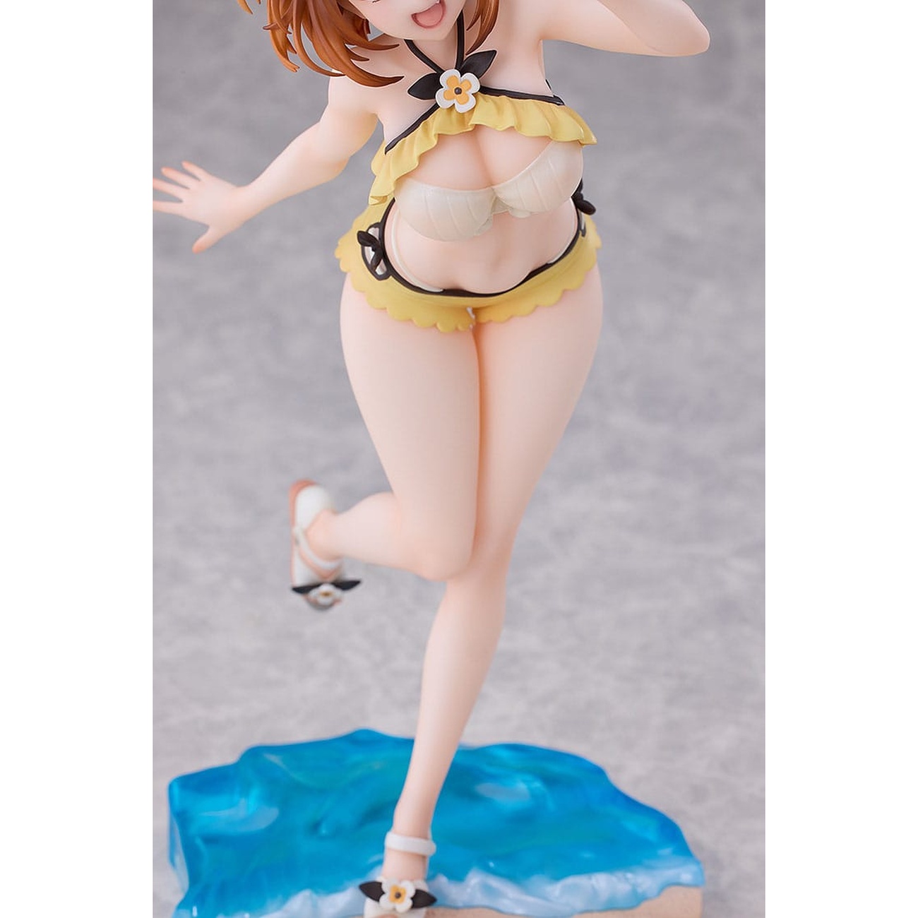 Atelier Ryza: Ever Darkness & the Secret Hideout Set de 3 estatuas de PVC 1/7 Ryza, Klaudia, Lila: versión Swimsuit