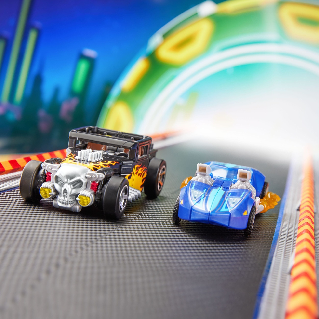 Figurine articulée Hot Wheels x Transformers Bone Shaker 12 cm