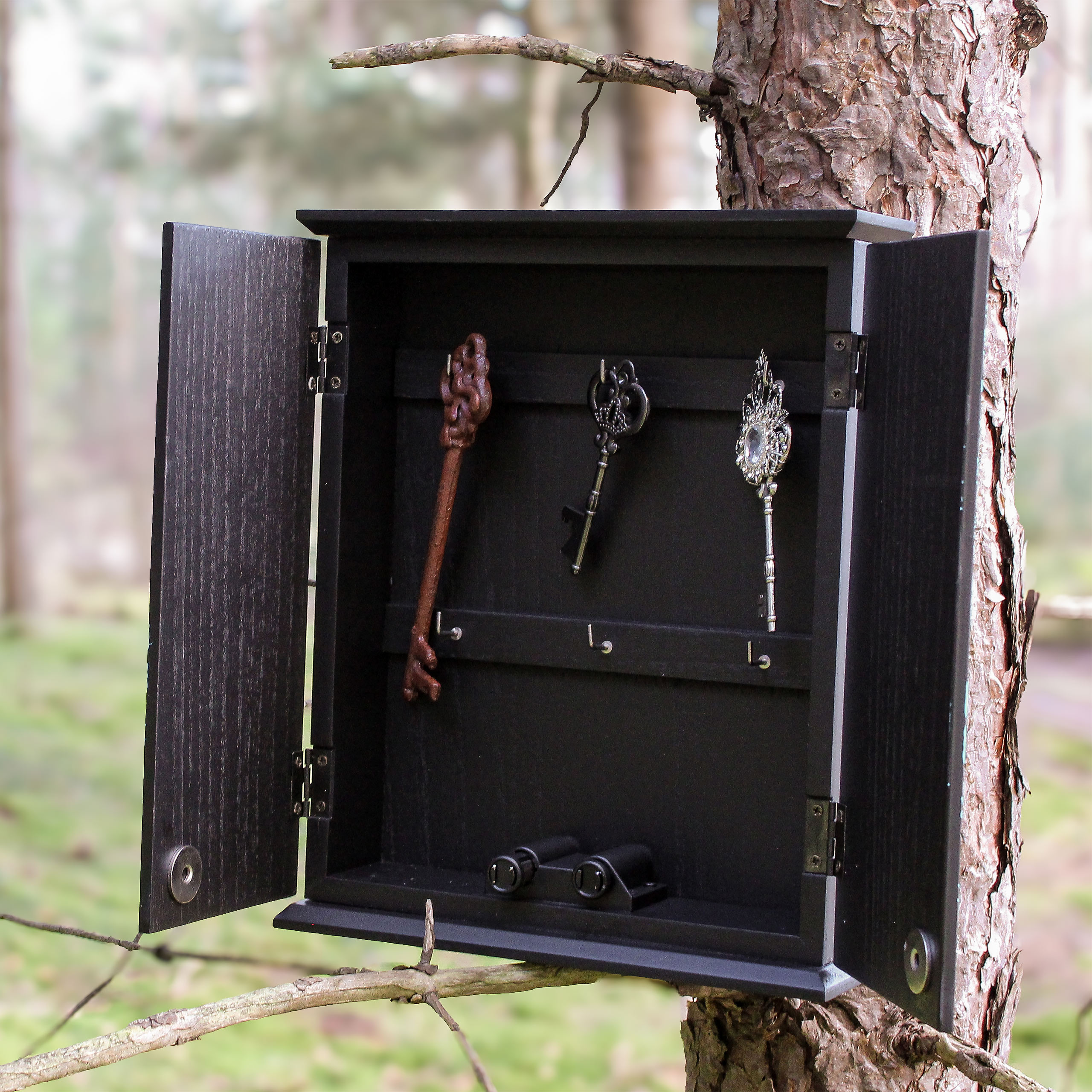 Lord of the Rings - The Doors of Durin Key Box with Glow in the Dark Effect