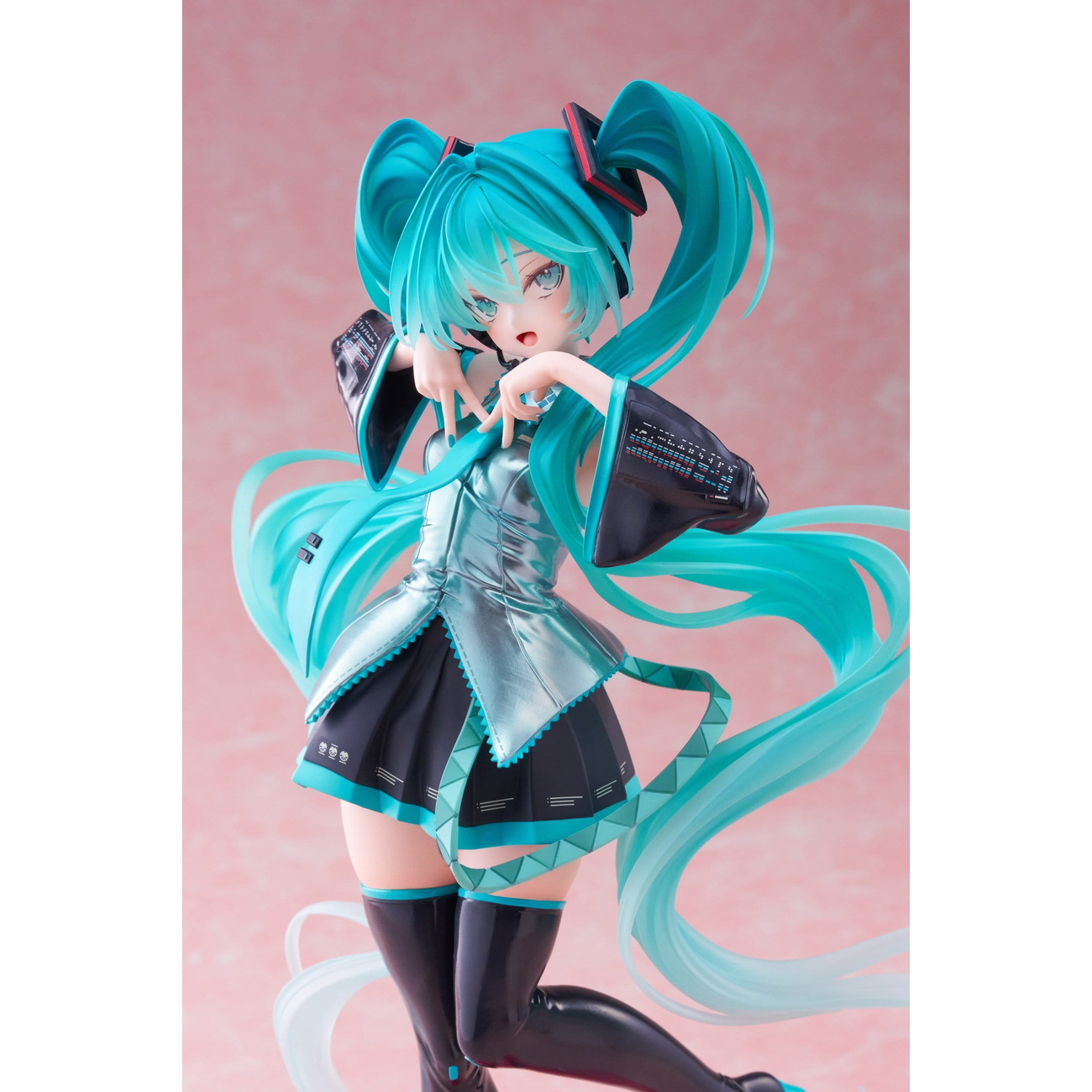 Hatsune Miku - Figura T-Most