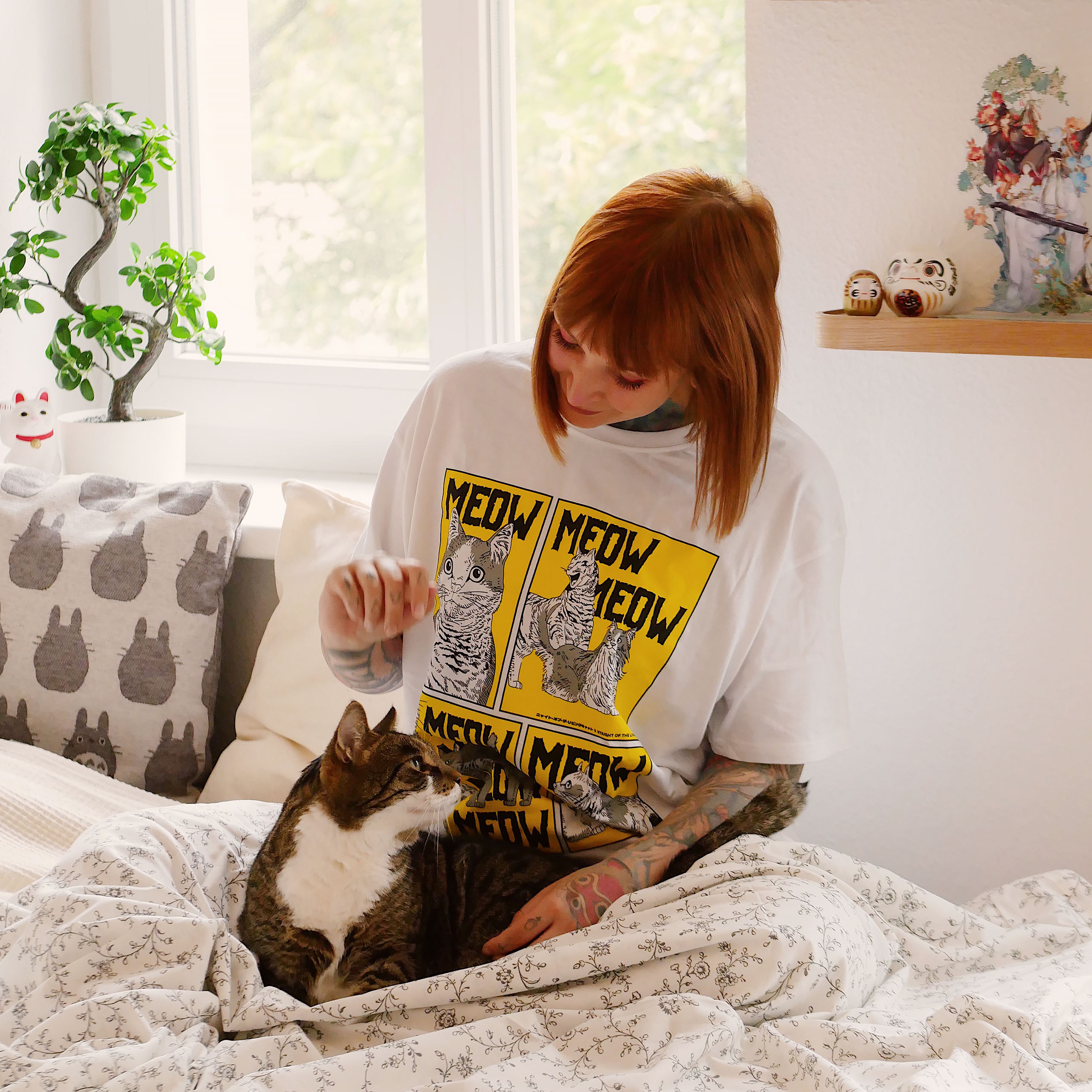 Meow T-shirt voor fans van Night of the Living Cat