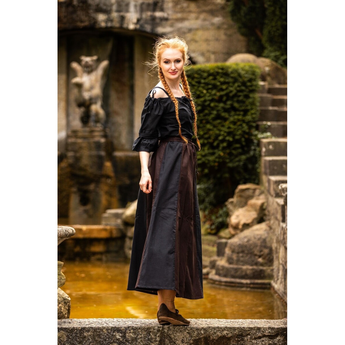 Średniowieczna bluzka na ramiączkach Prina czarna