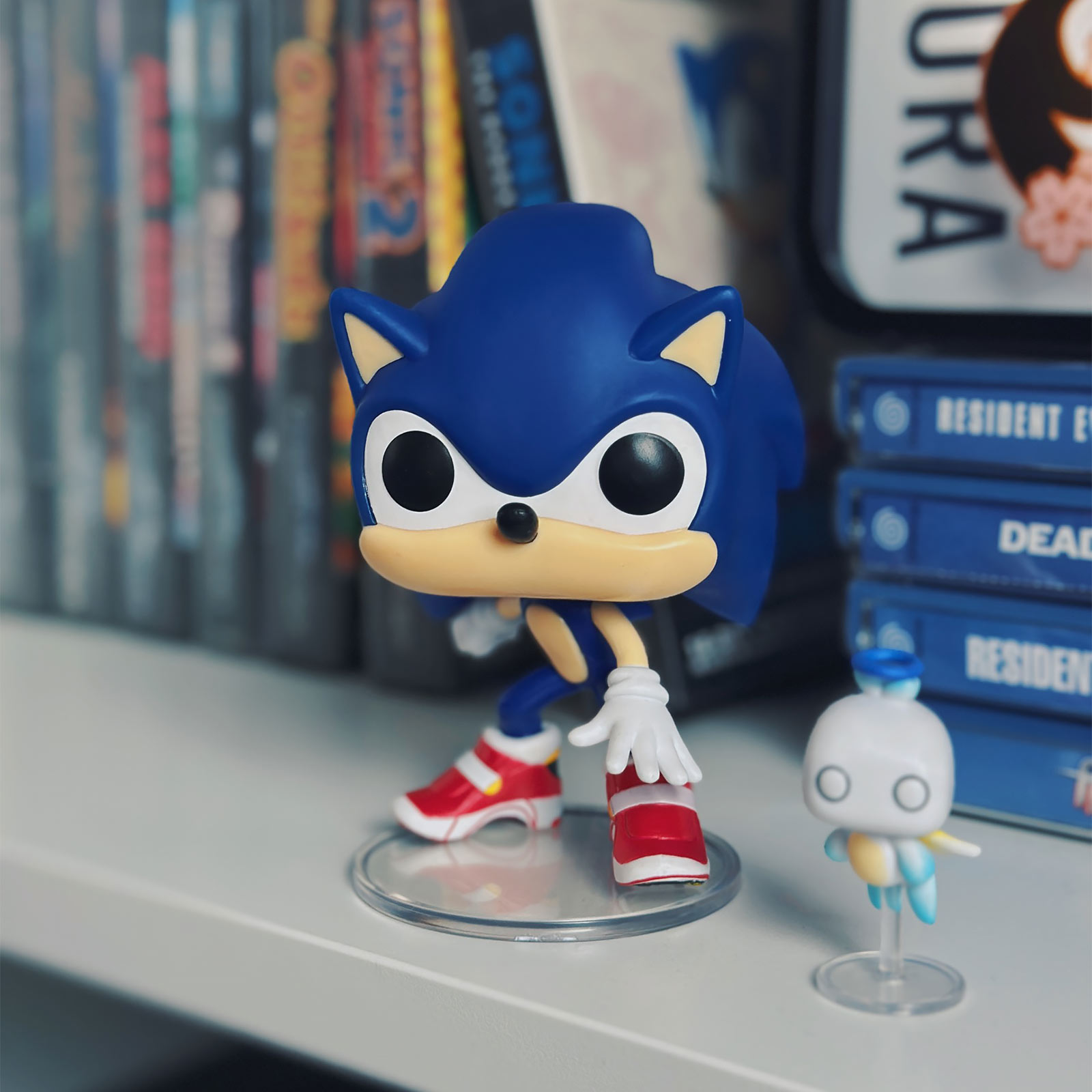 Sonic with Hero Chao Funko Pop Figure - Sonic the Hedgehog