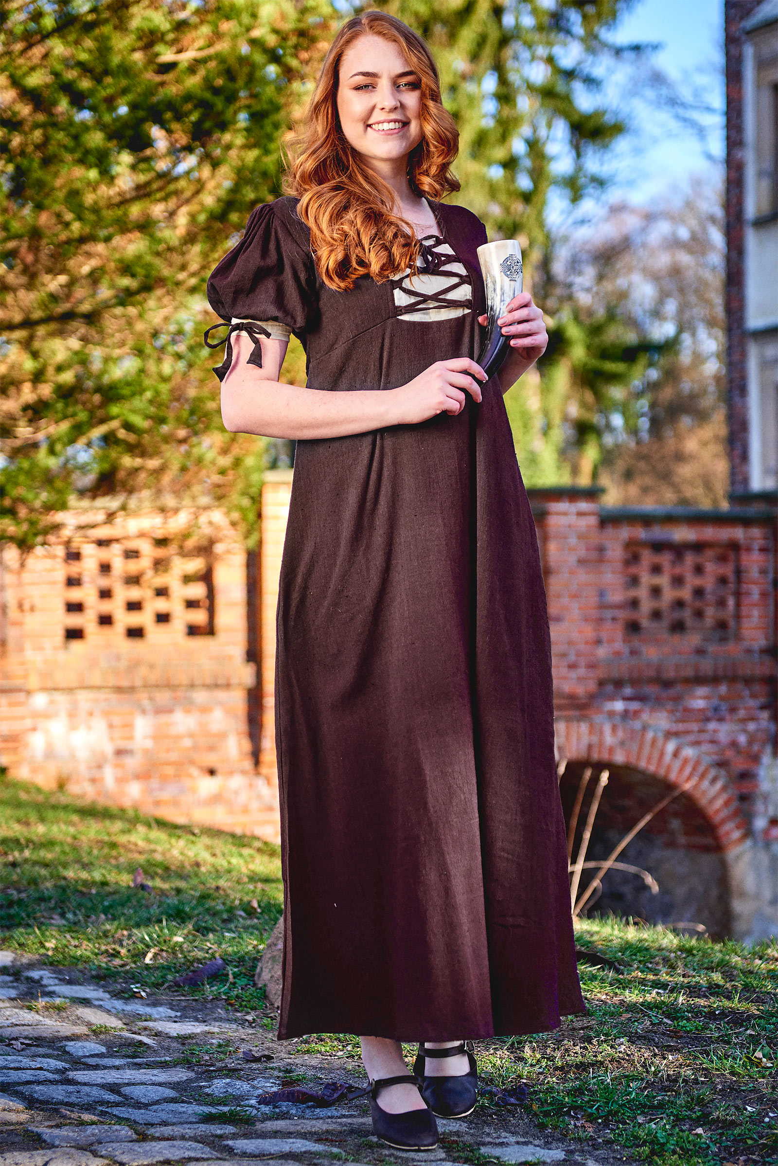 Robe d'été médiévale Lysa marron-beige