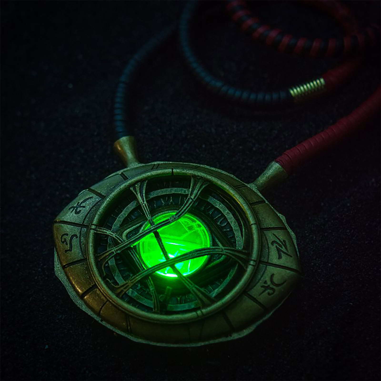 Marvel Dr Strange 2 Eye of Agamotto Pendant Necklace