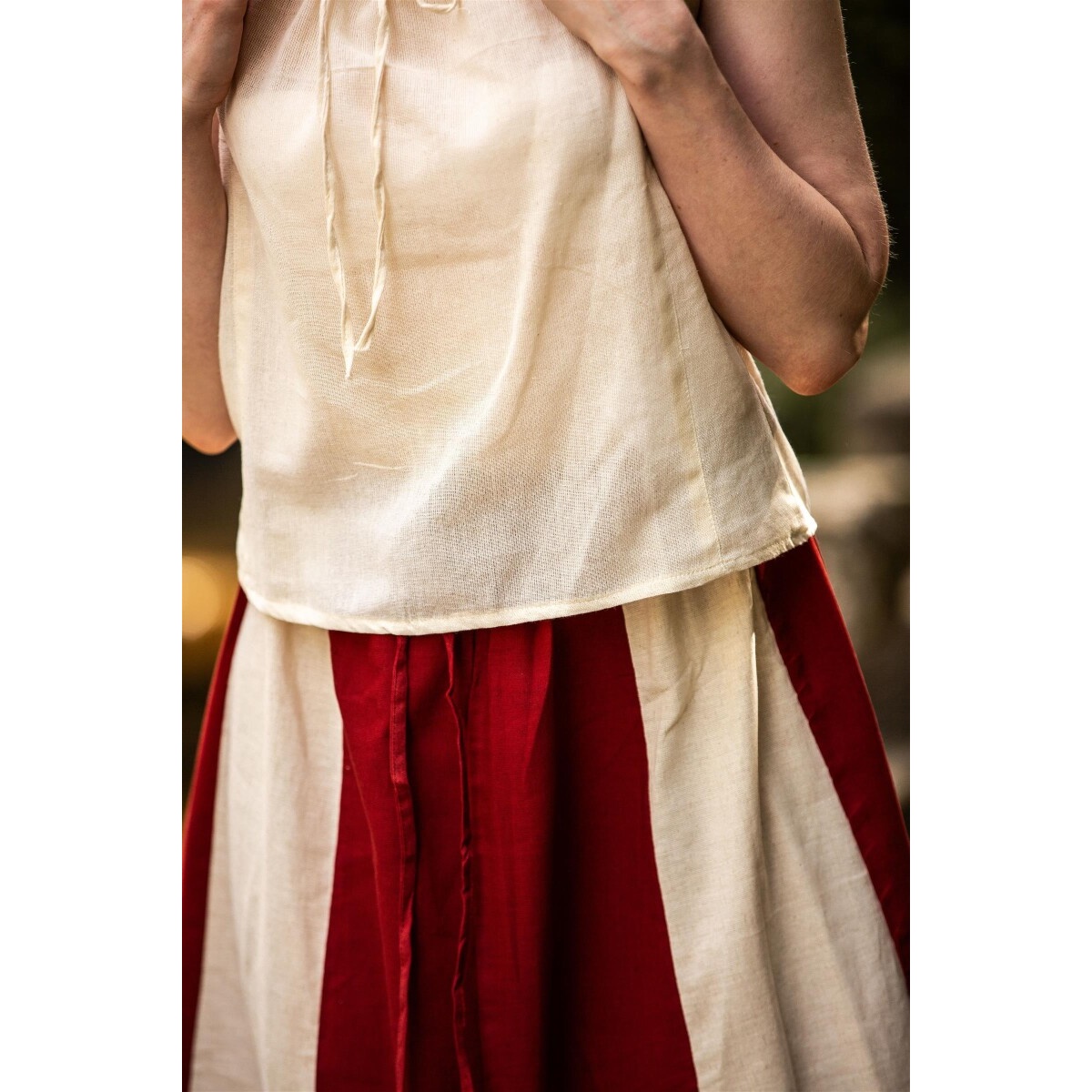 Średniowieczna letnia bluzka Lotte z falbanami beżowa