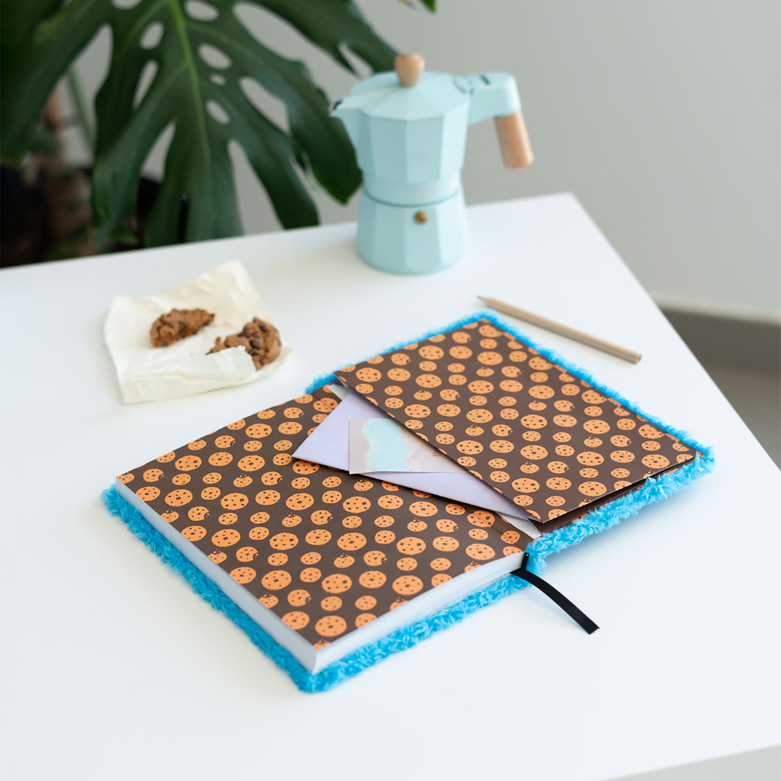 Sesame Street - Cookie Monster Plush Notebook