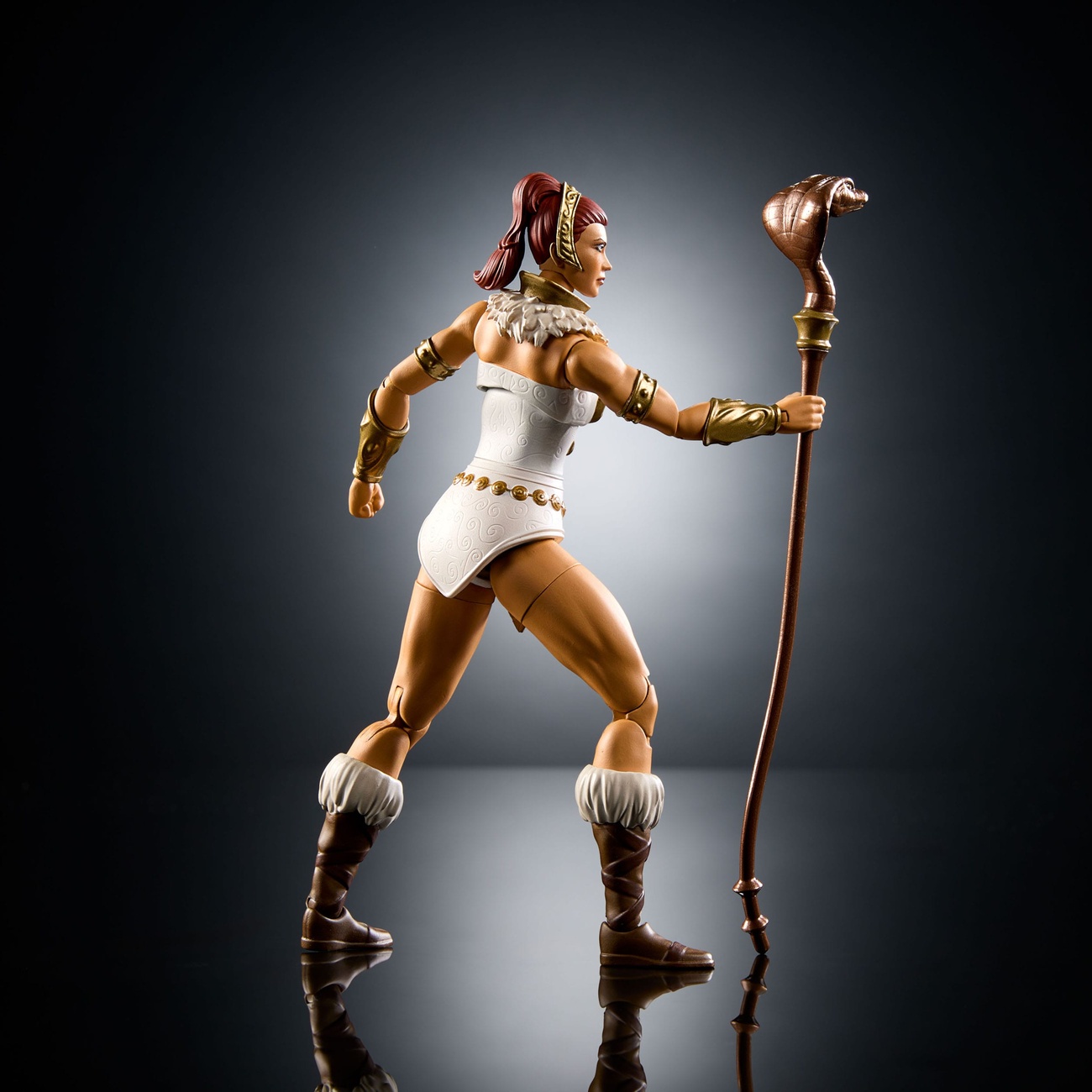 Masters of the Universe New Eternia actiecijfer Teela 18 cm
