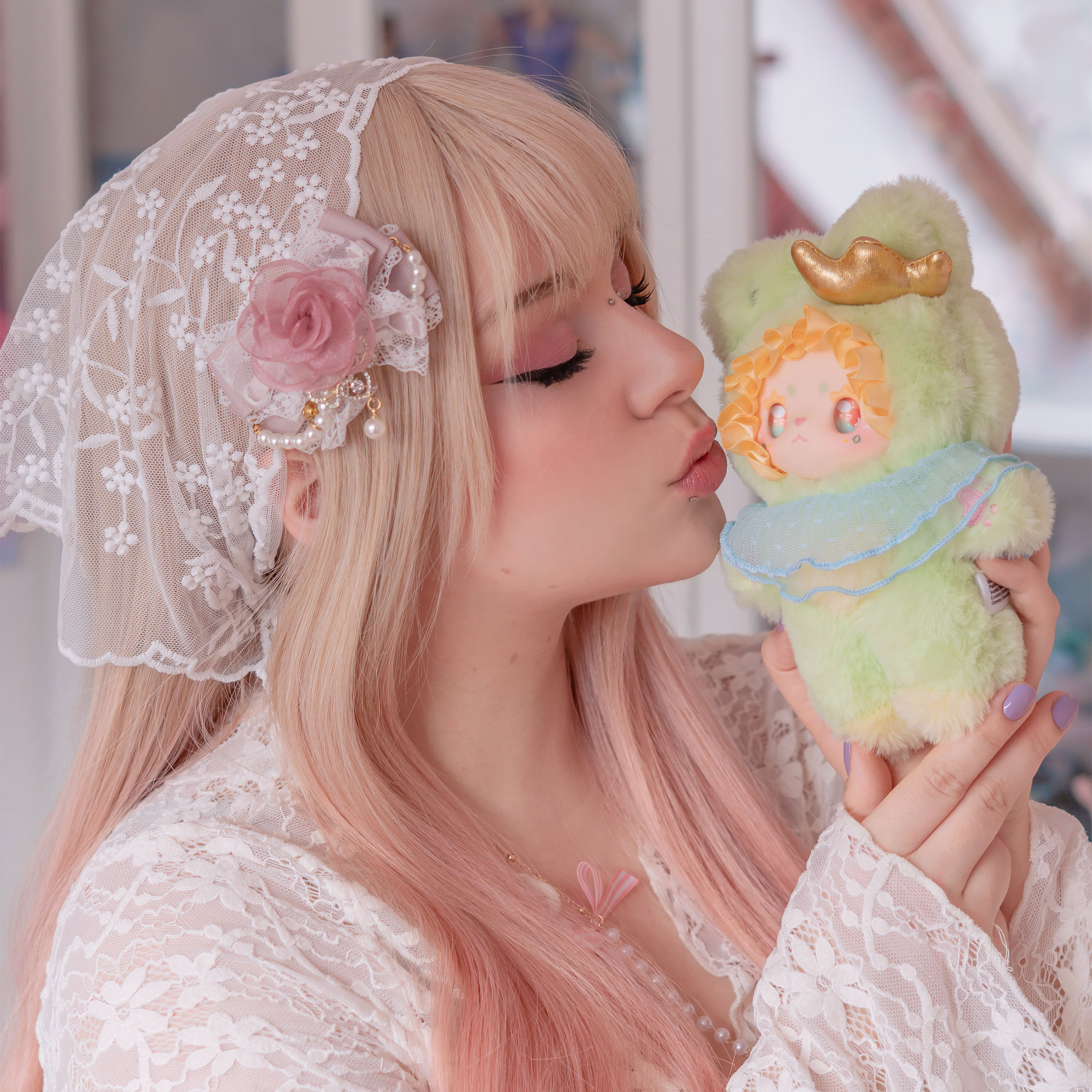 Lovely Emma - Twist Series Mystery Plush Figure