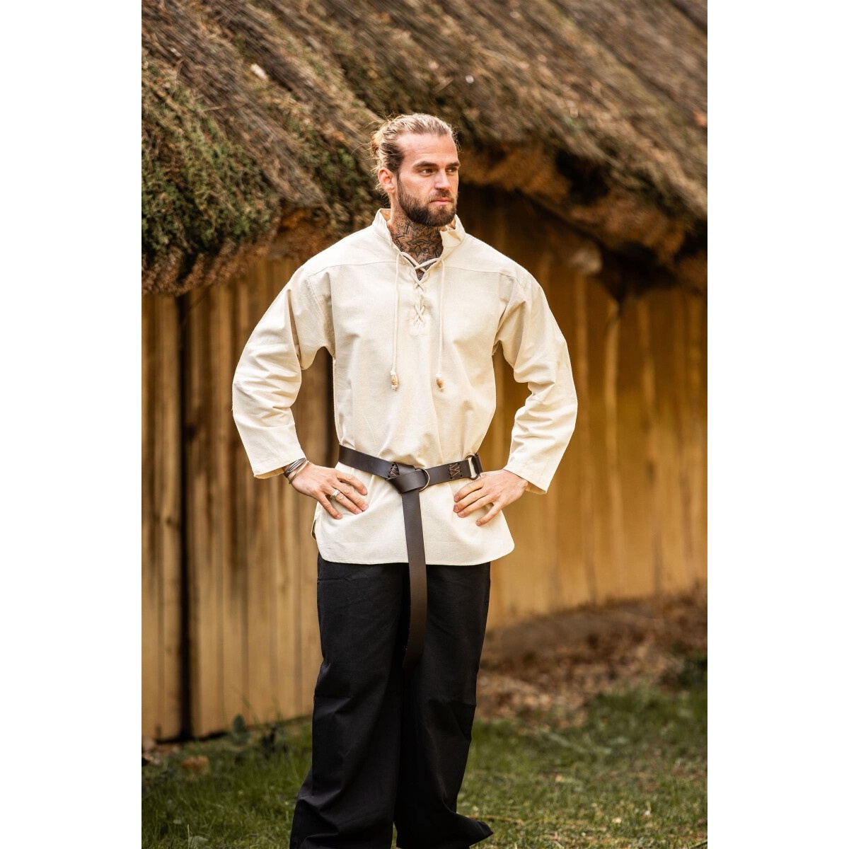 Middeleeuws Hemd Ansbert beige